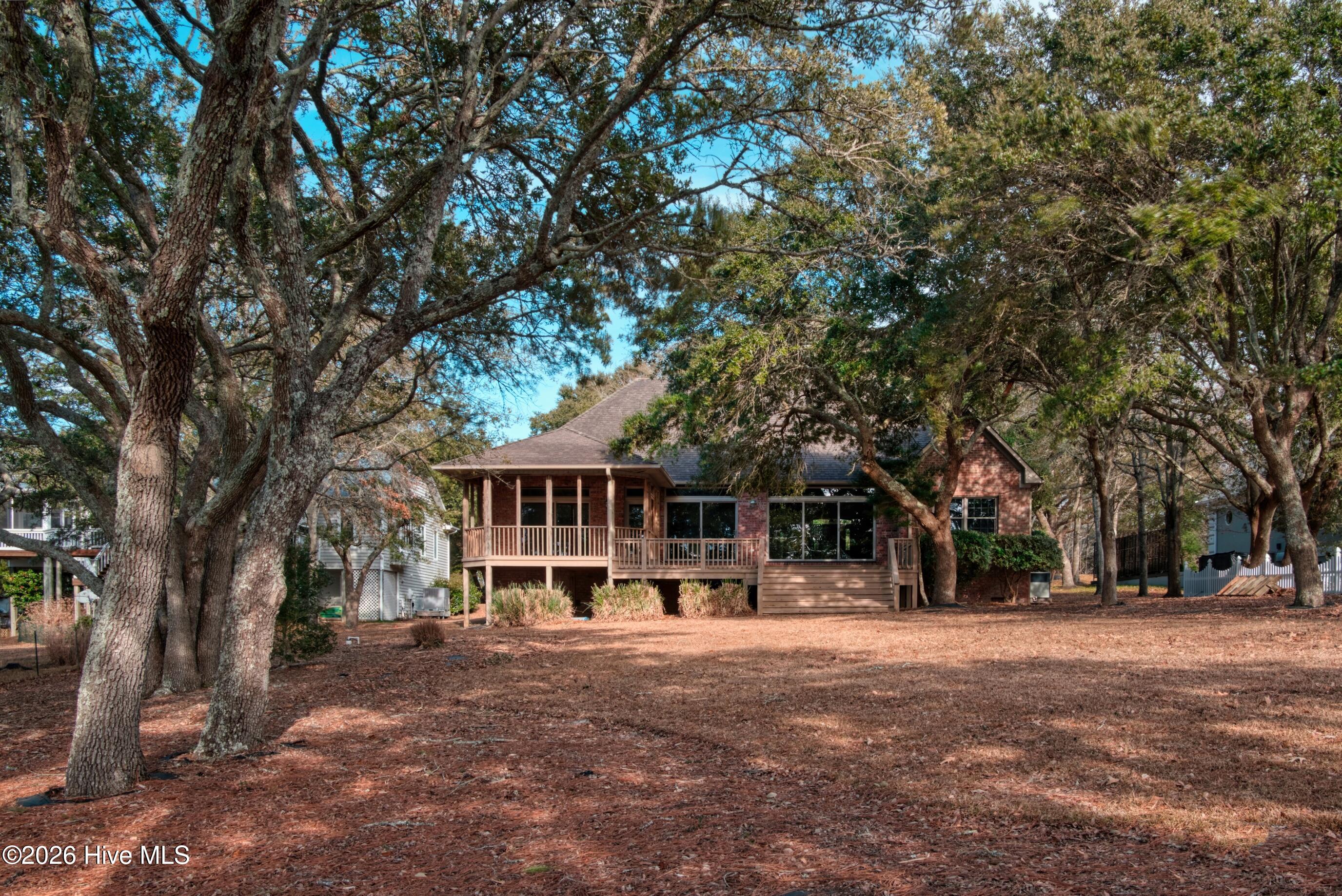 100551143 | Photo 19