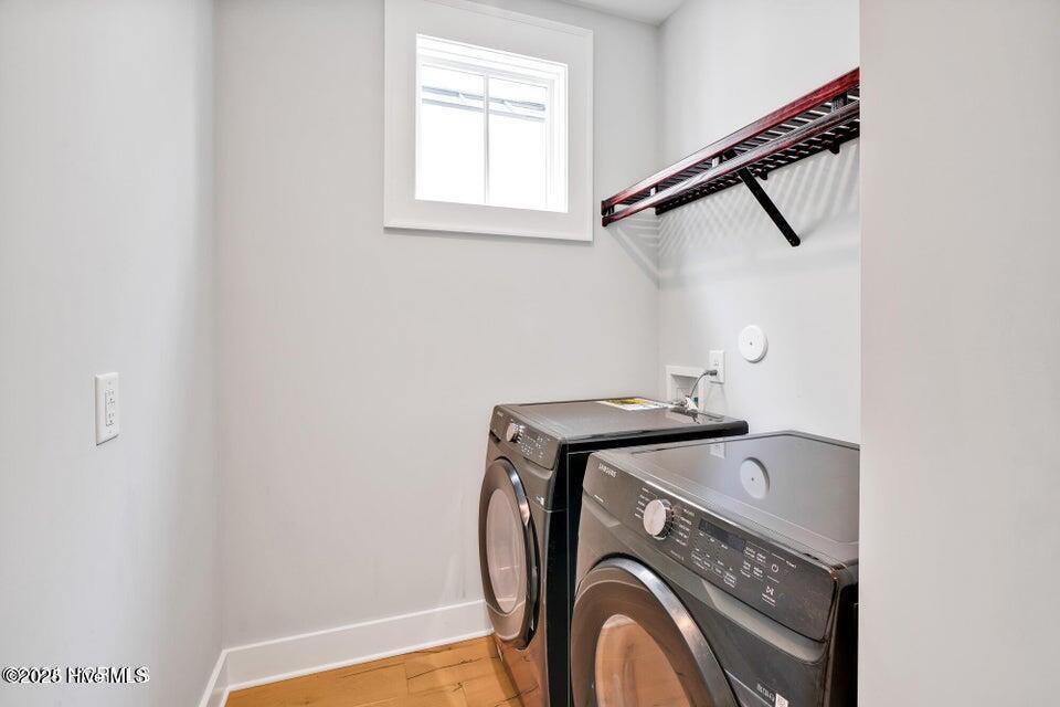 100546081 | Photo 29