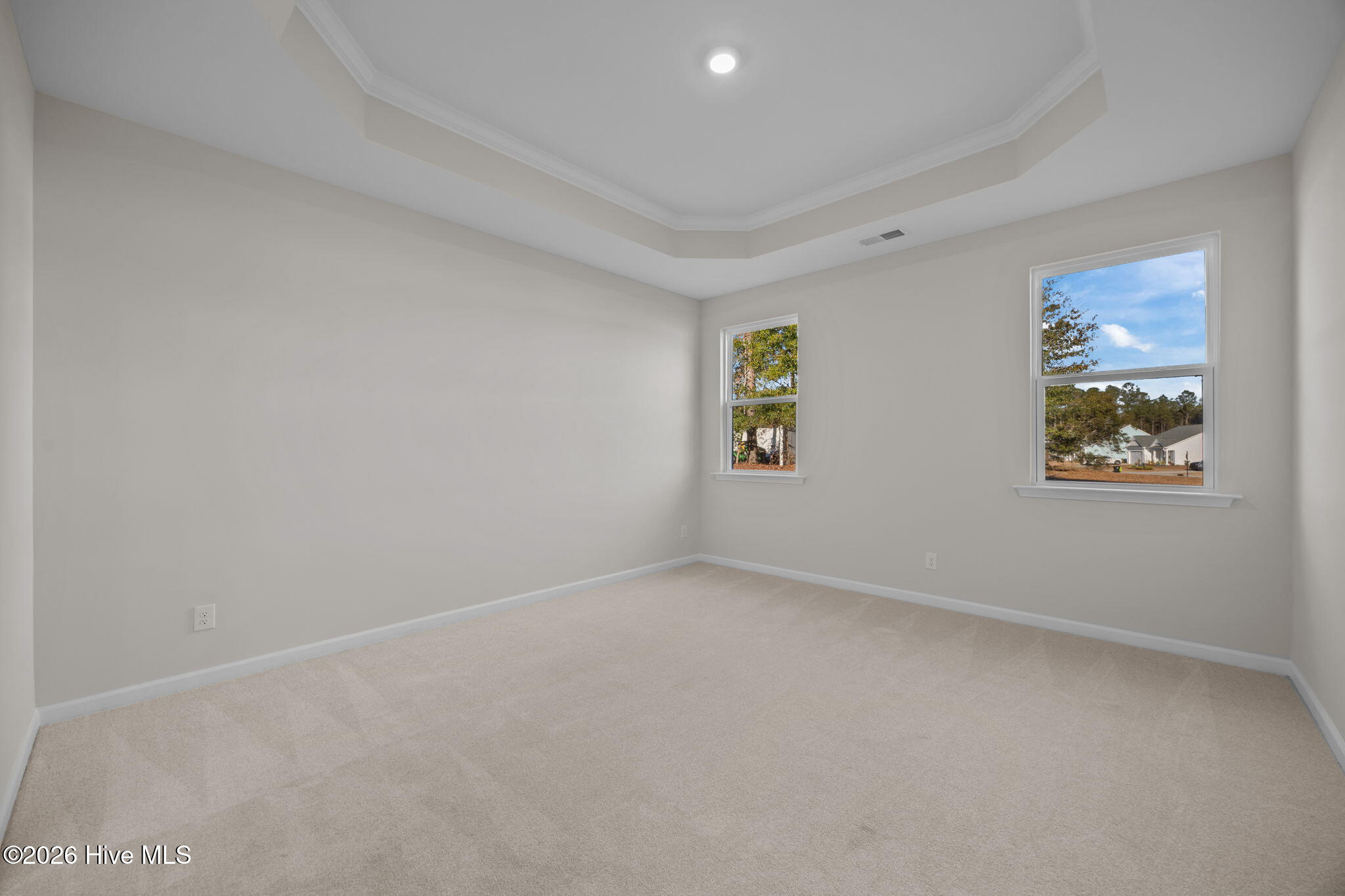 100509950 | Photo 15