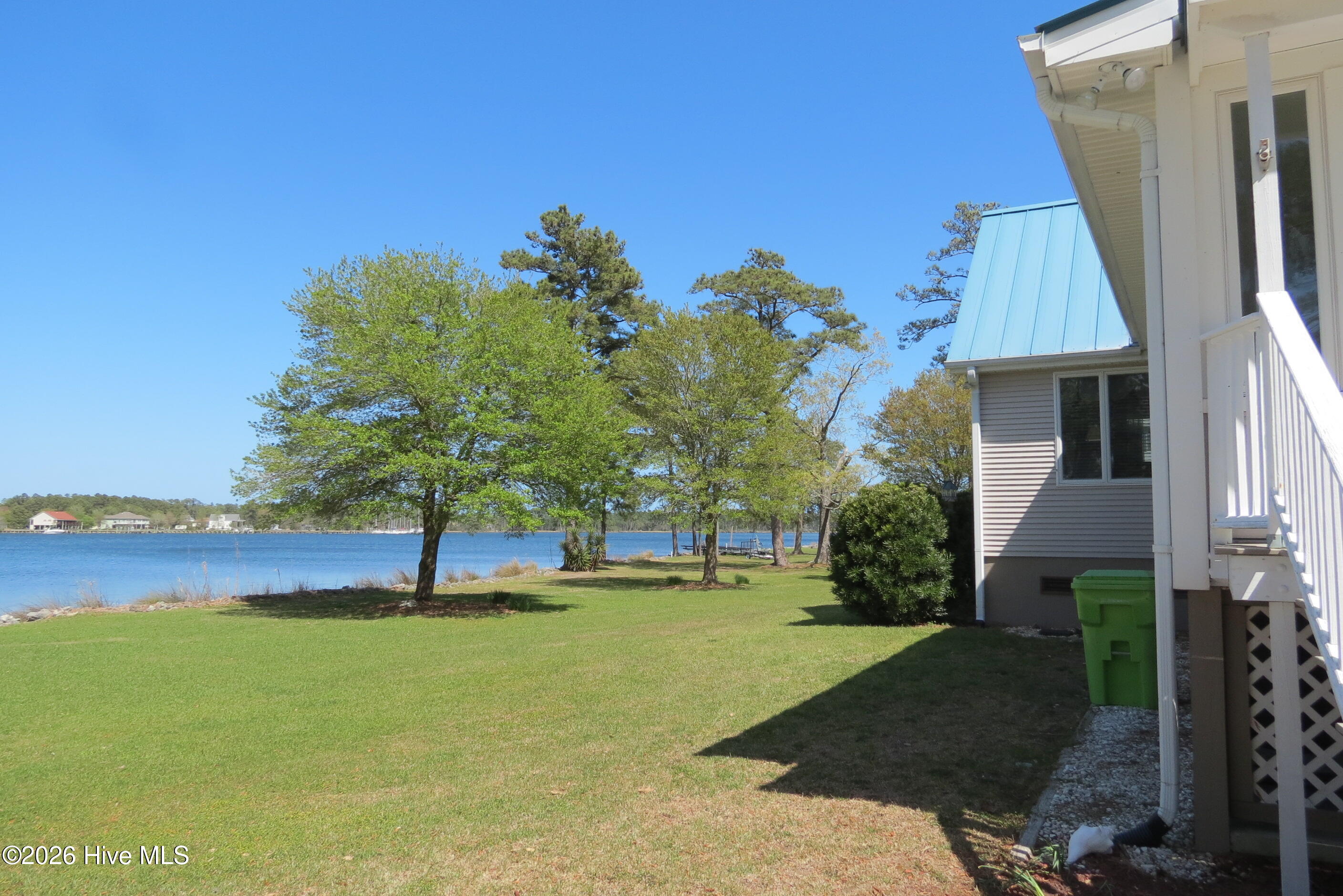 609 Mills Road,Oriental