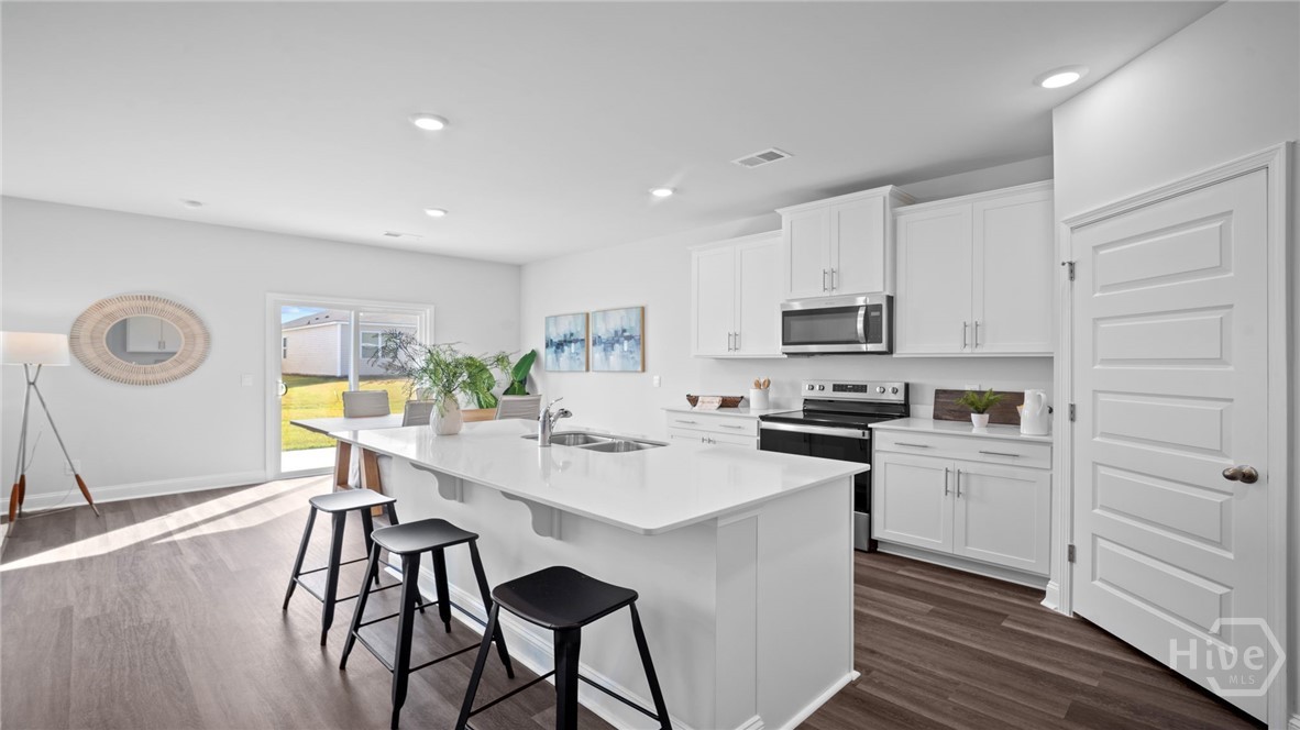 Homes for sale in Port Wentworth, GA | 18 Gladewater Dr, Port Wentworth, GA 31407 | MLS# SA331832