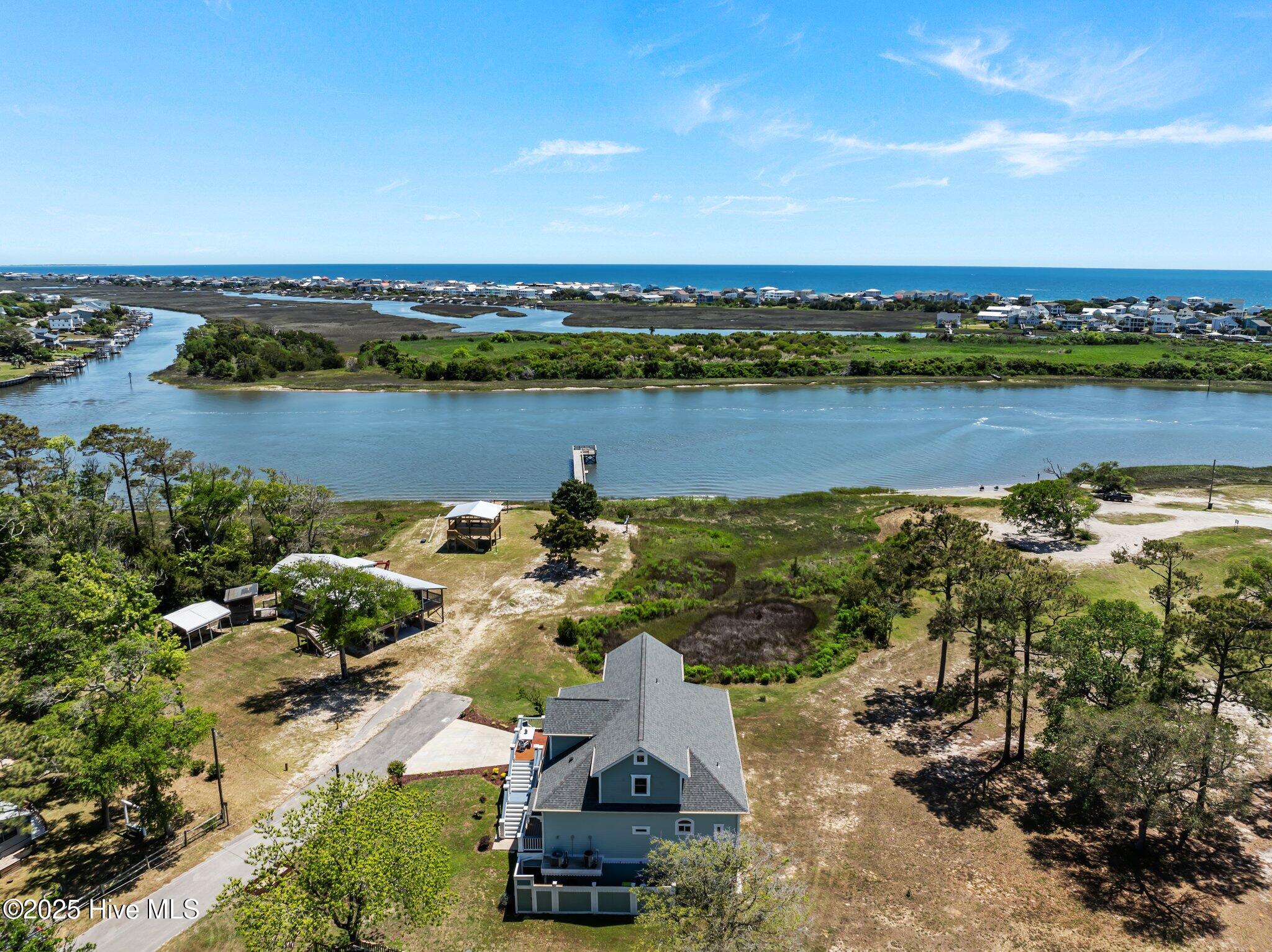 100532890 | Photo 67