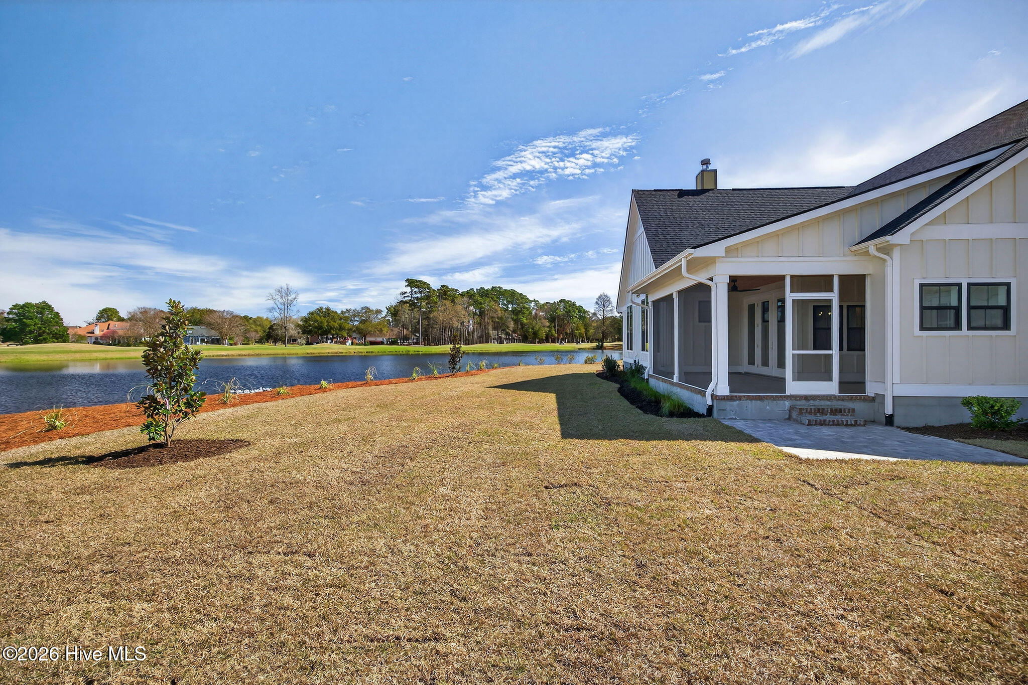 100542408 | Photo 14