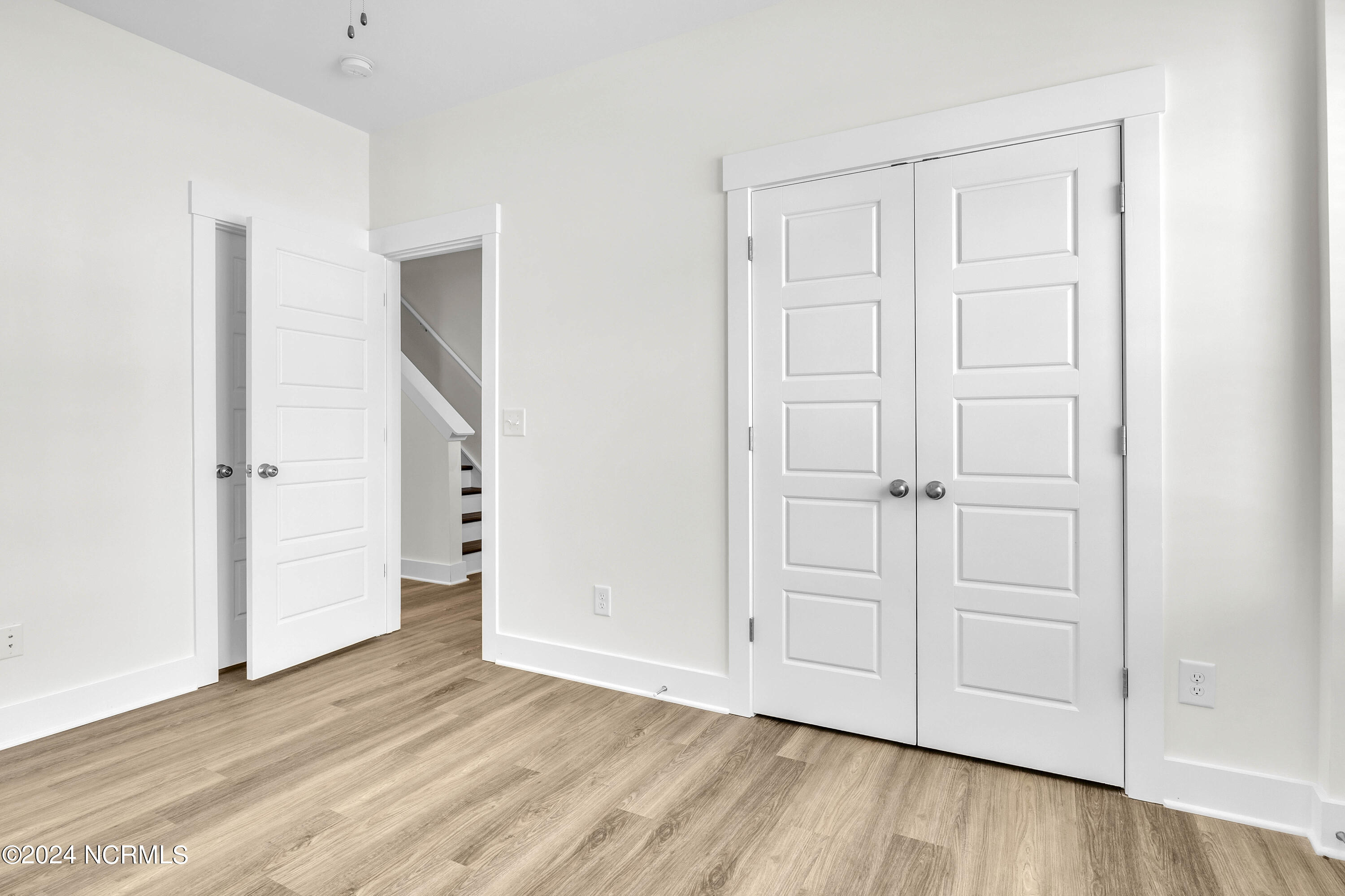 100544686 | Photo 12