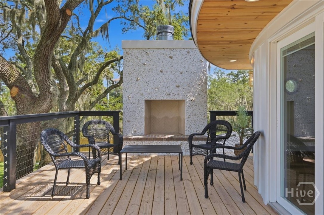 Sun Deck/Porch