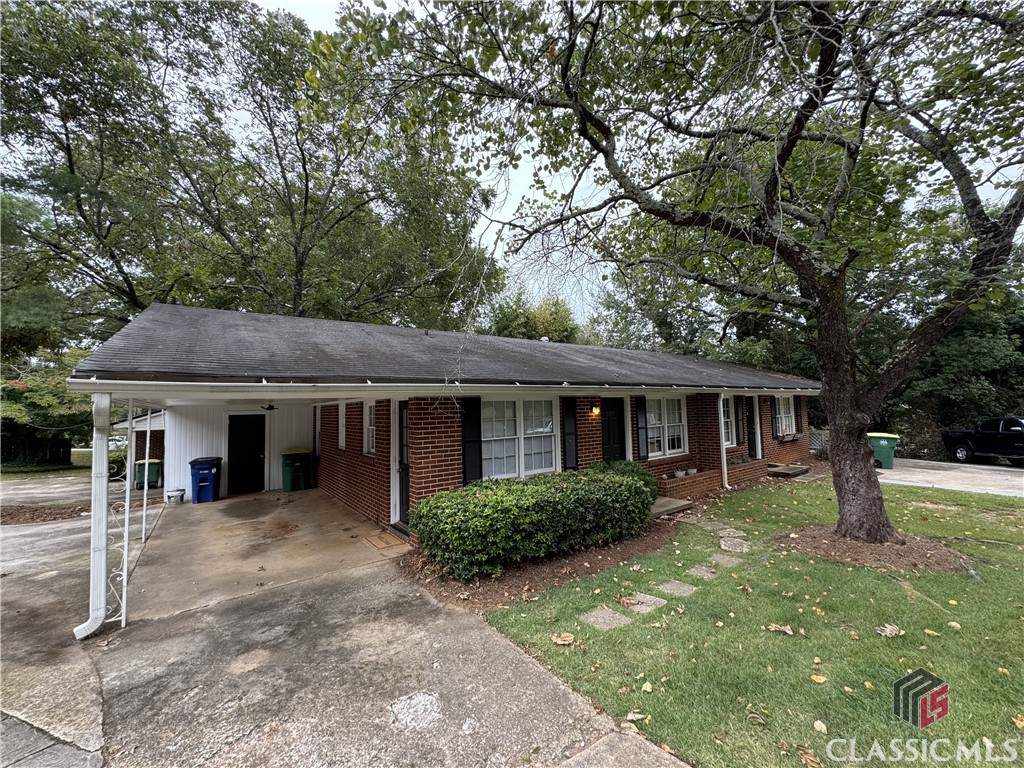 2019 Lumpkin Street S 2019
