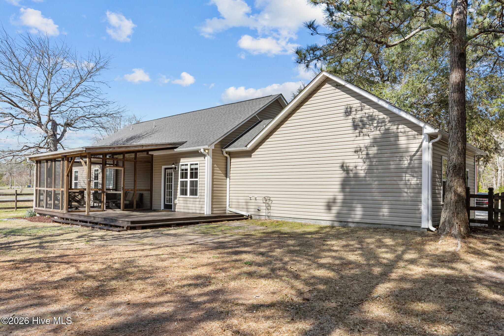 100559497 | Photo 30