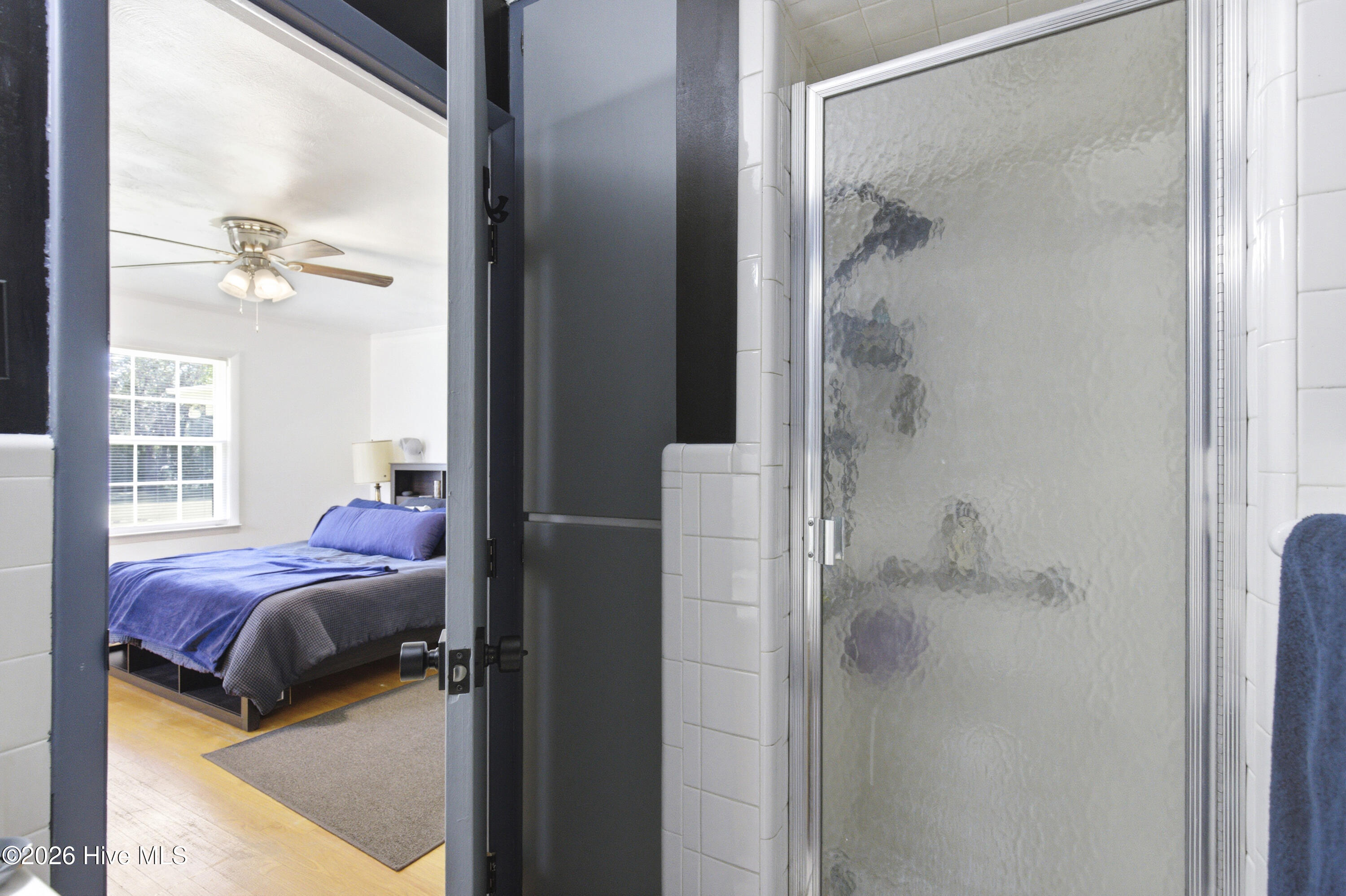 100561797 | Photo 34