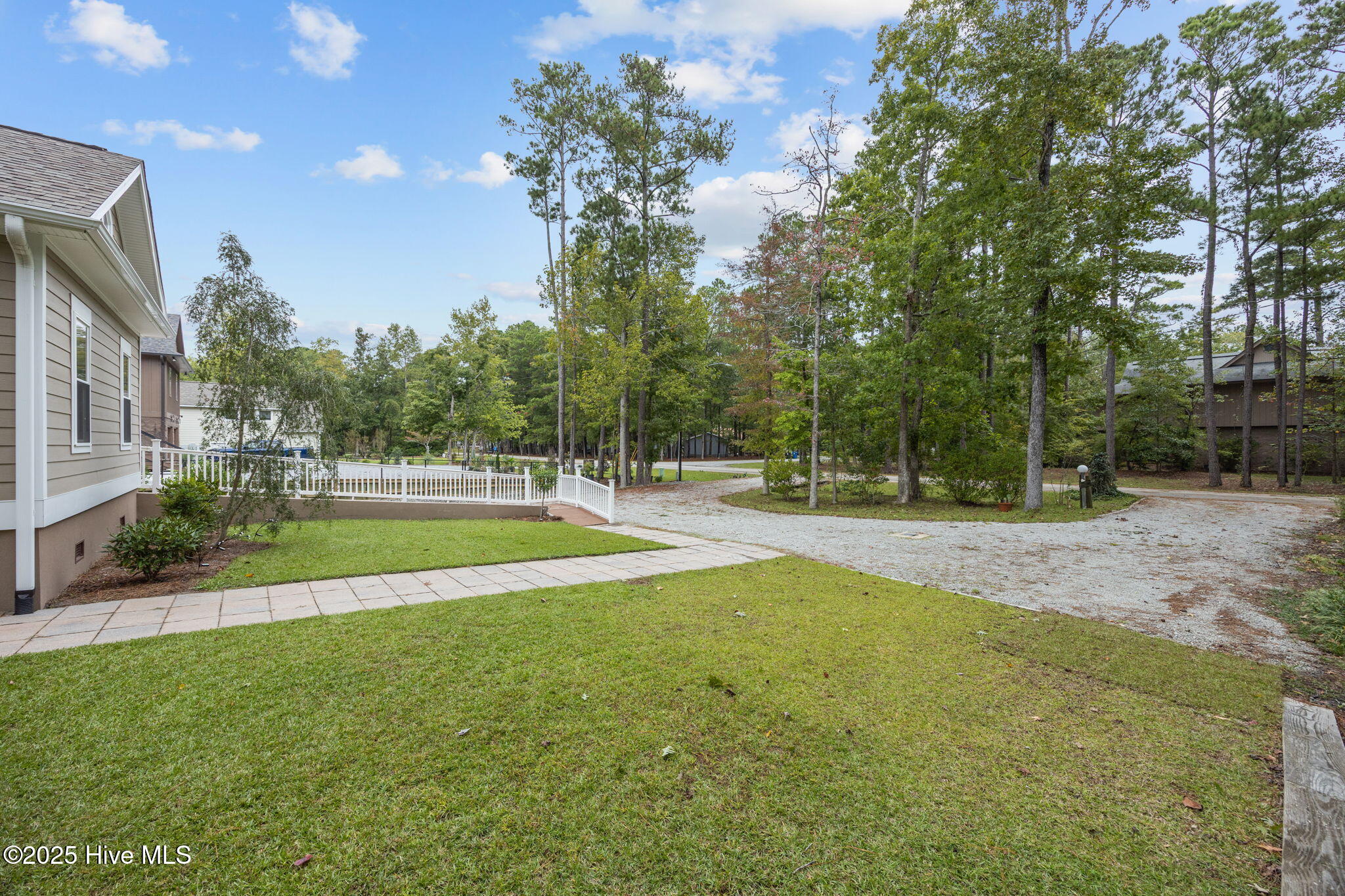 402 Whittaker Point Road,Oriental