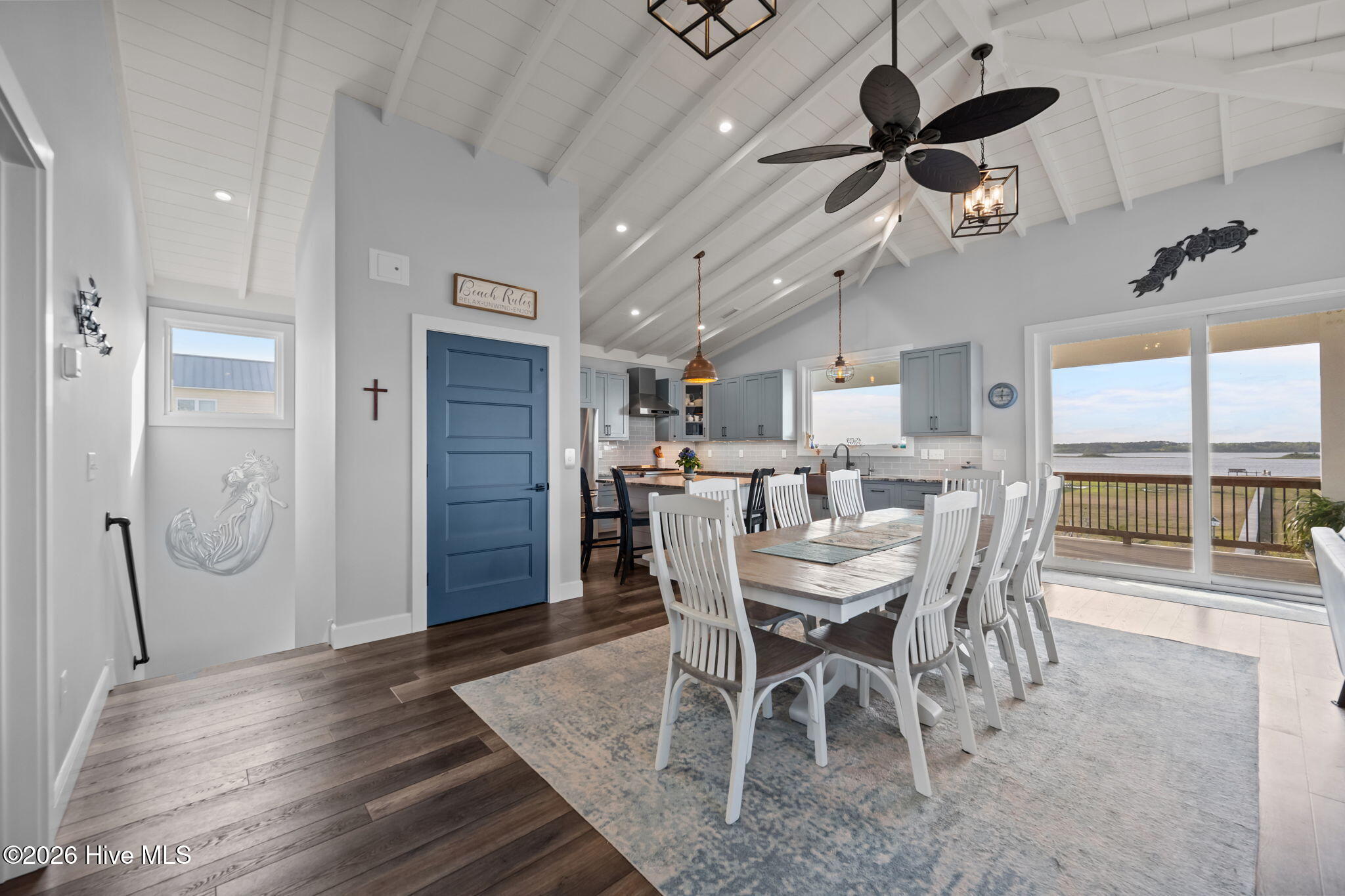 1207 S Topsail Drive, Surf City, NC, 28445