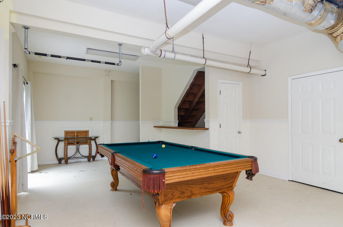 100568383 | Photo 33