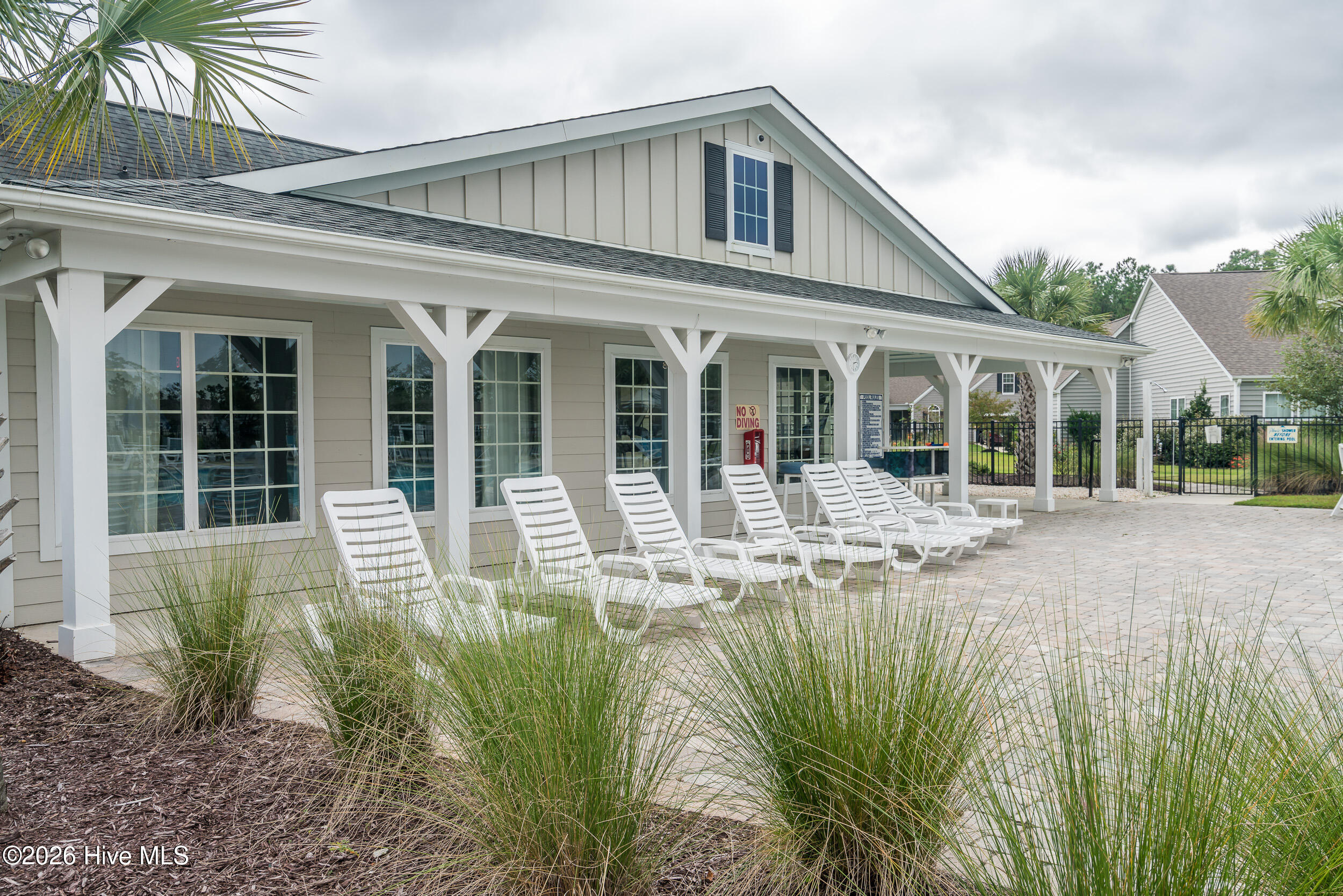 100551488 | Photo 43