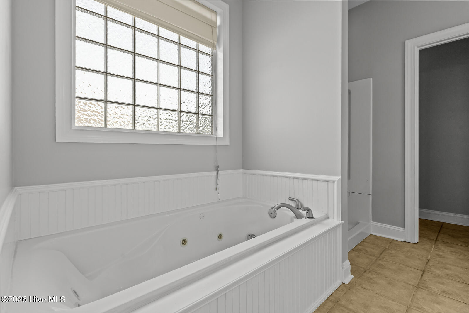 100545911 | Photo 24