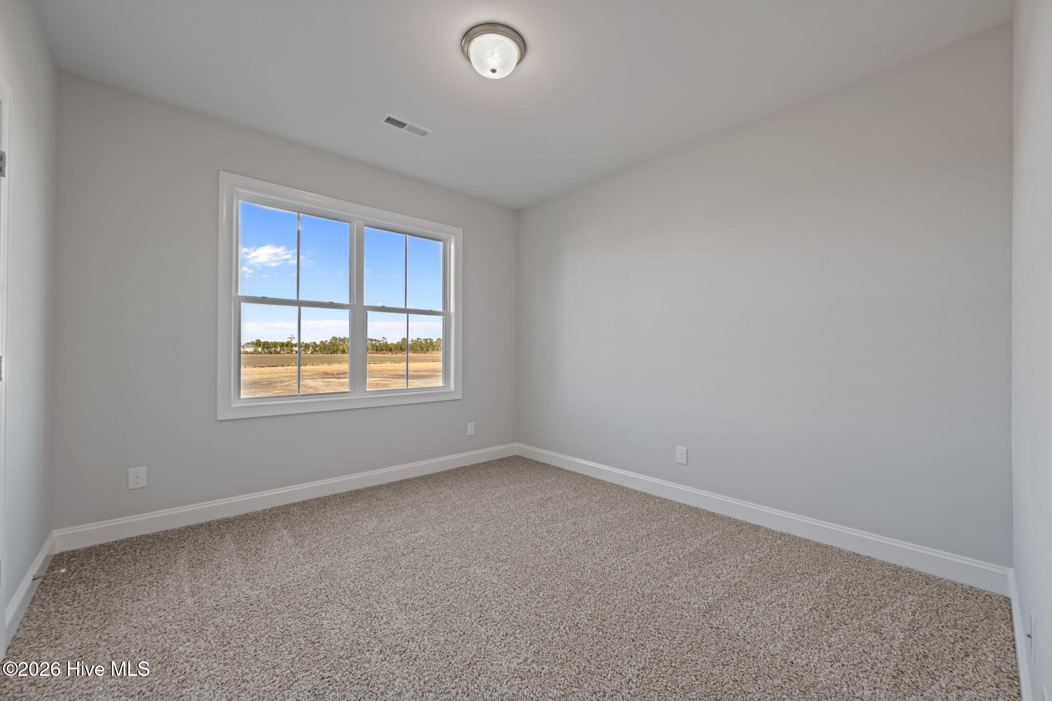 100566681 | Photo 44