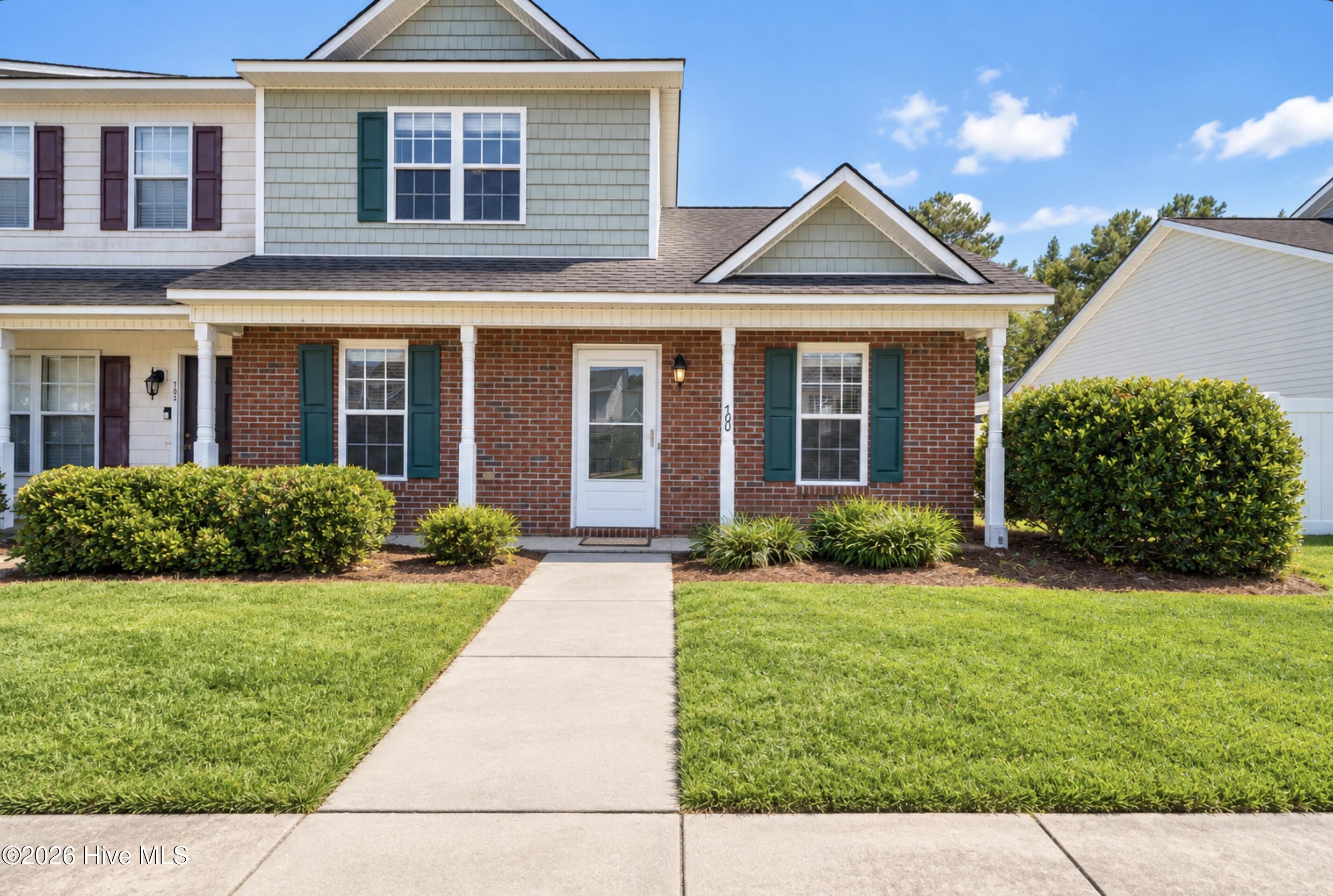 Listing photograph for 700 Streamwood Drive, Jacksonville, NC 28546
