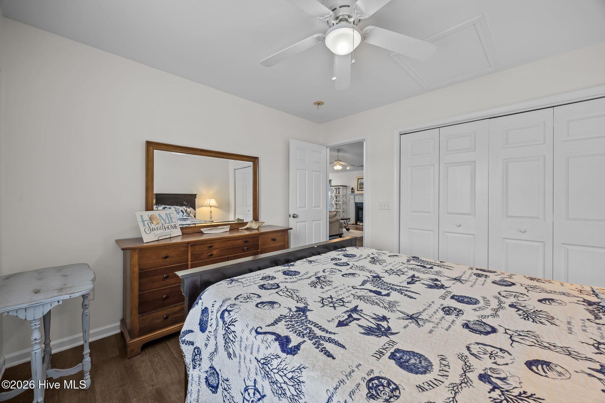 100557016 | Photo 32