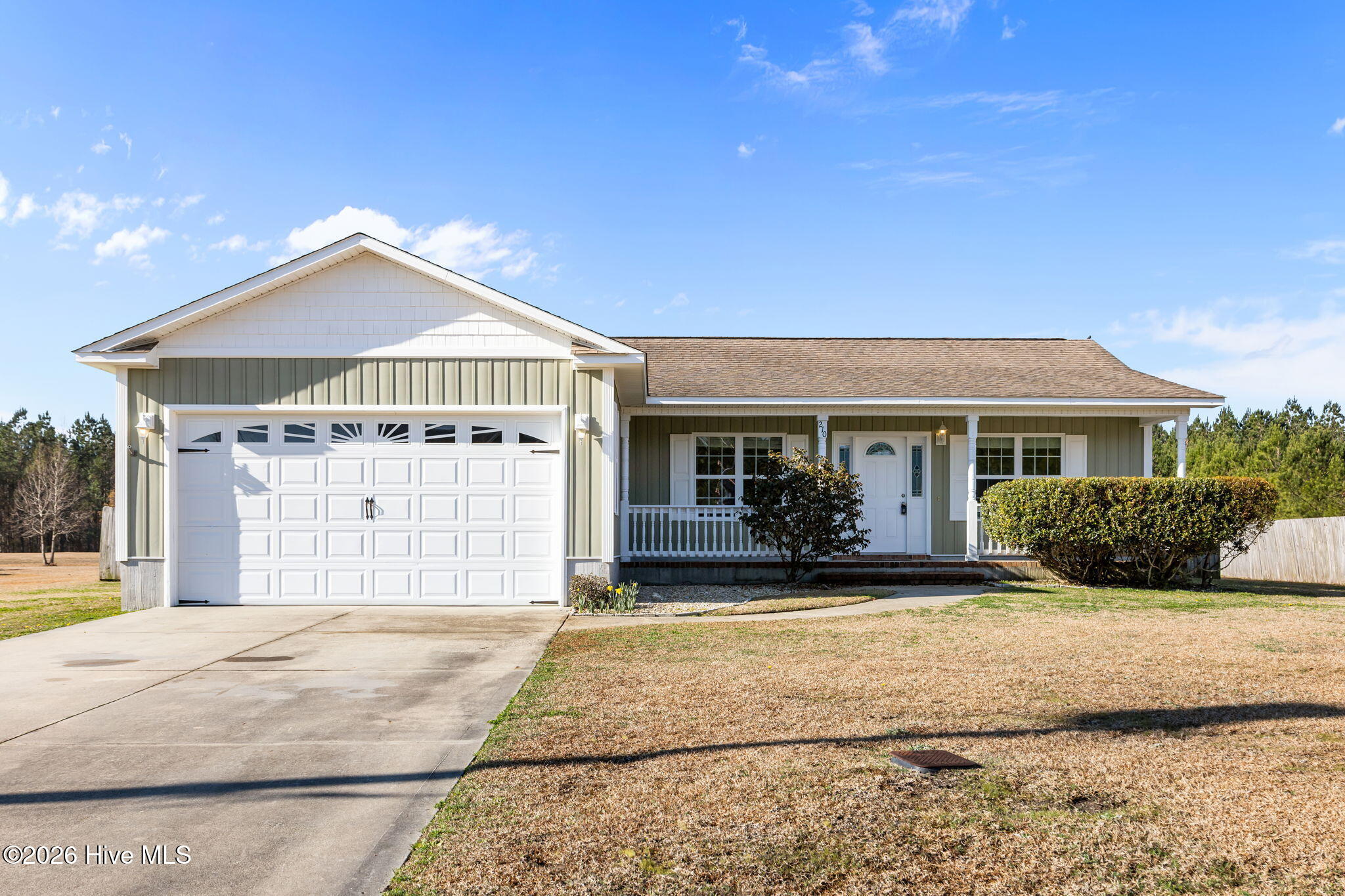 349 S Stingray Lane, Sneads Ferry, NC, 28460