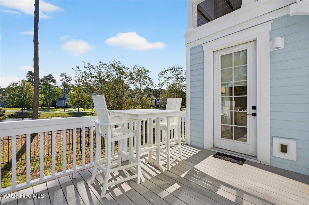 100530632 | Photo 37