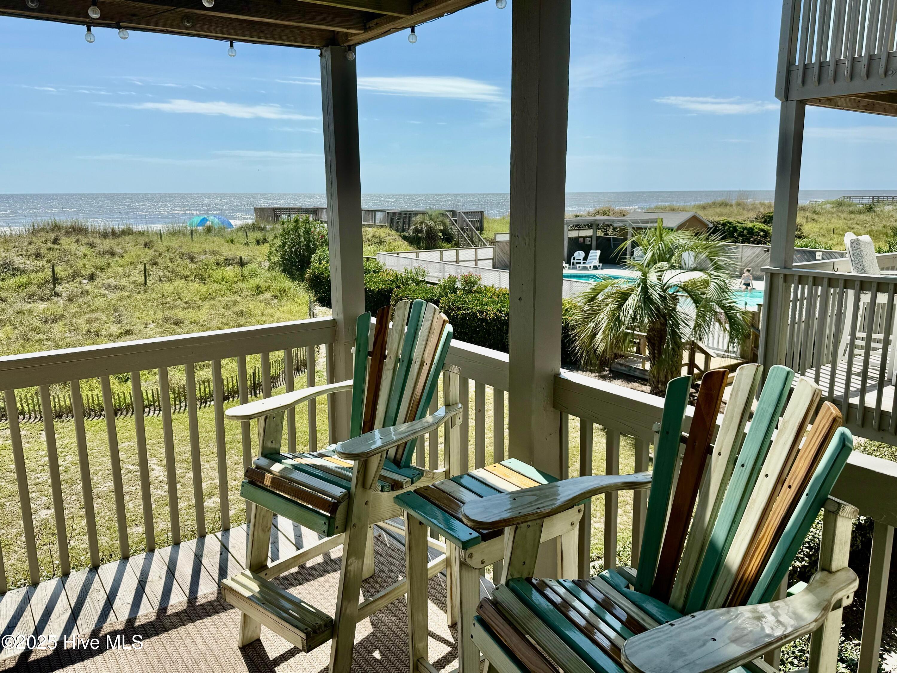 100531525 | Photo 13