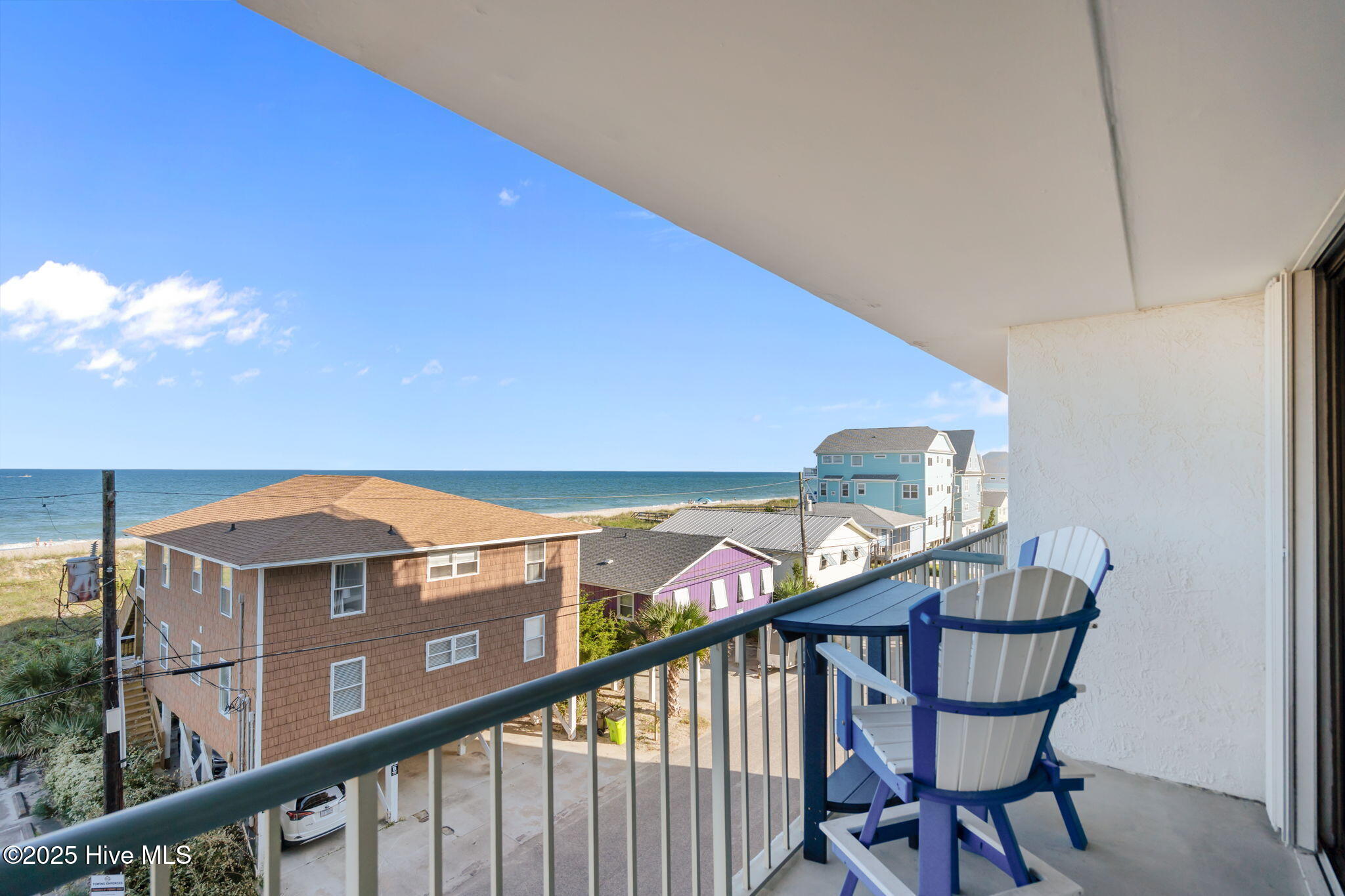 100570522 | Photo 31