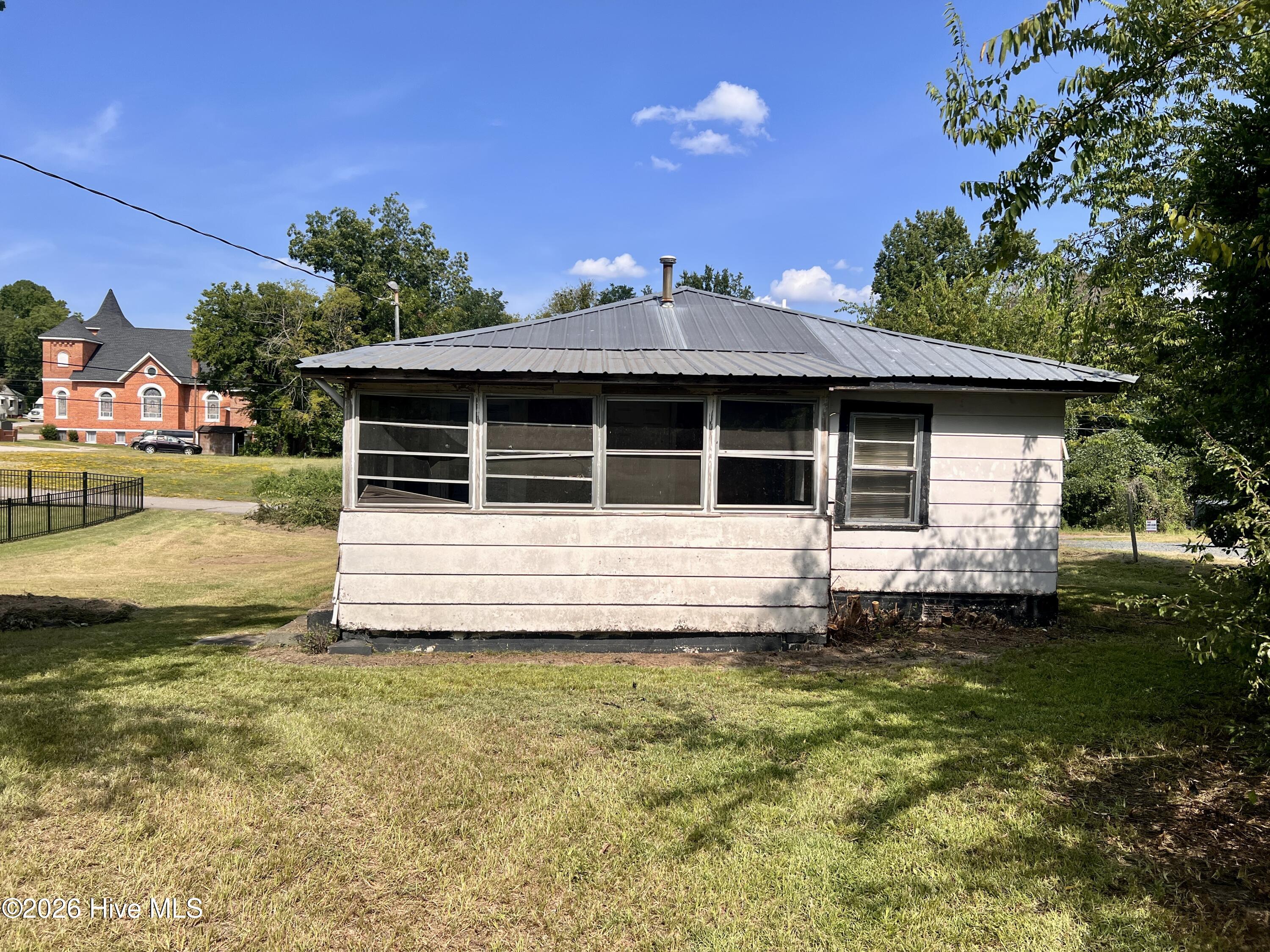 5th image of 103 S Stewart St, Rockingham, NC 28379 | MLS# 100596930