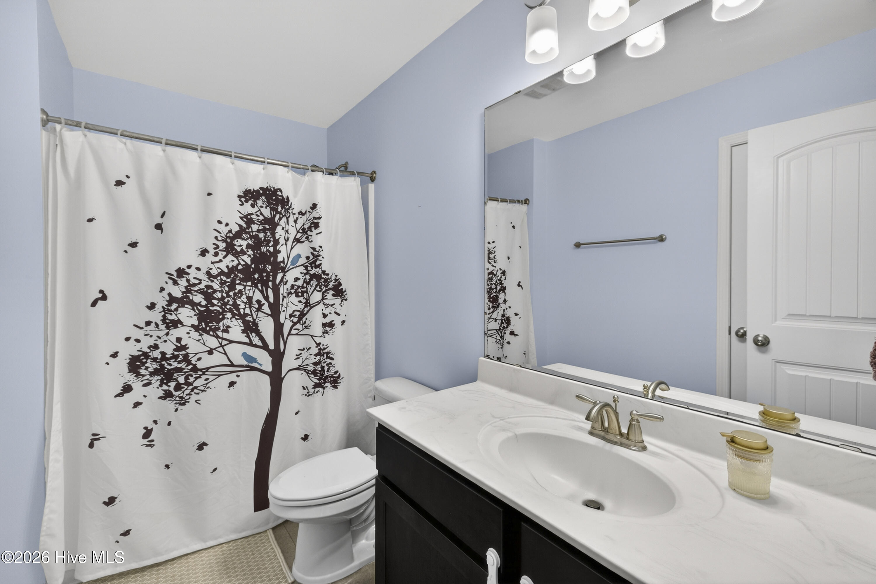 100564462 | Photo 31