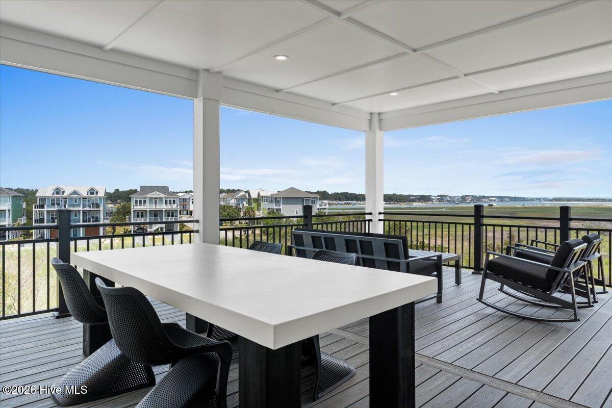 100552016 | Photo 22