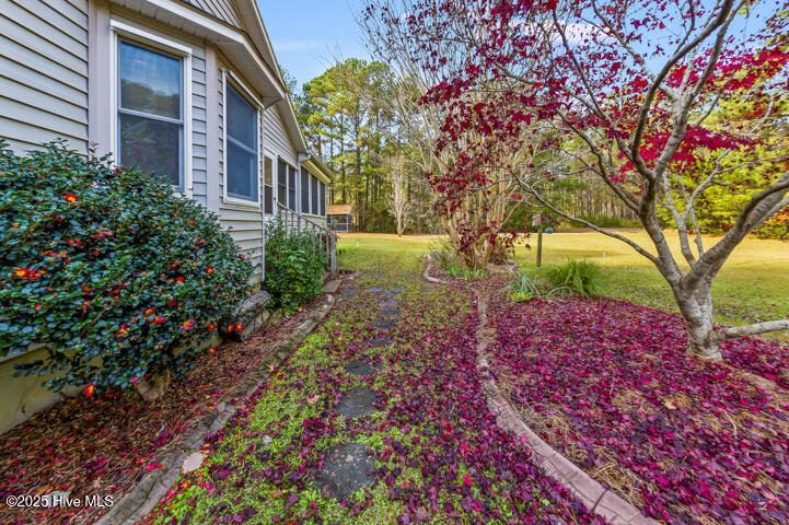 9314 Doris Drive,Oriental