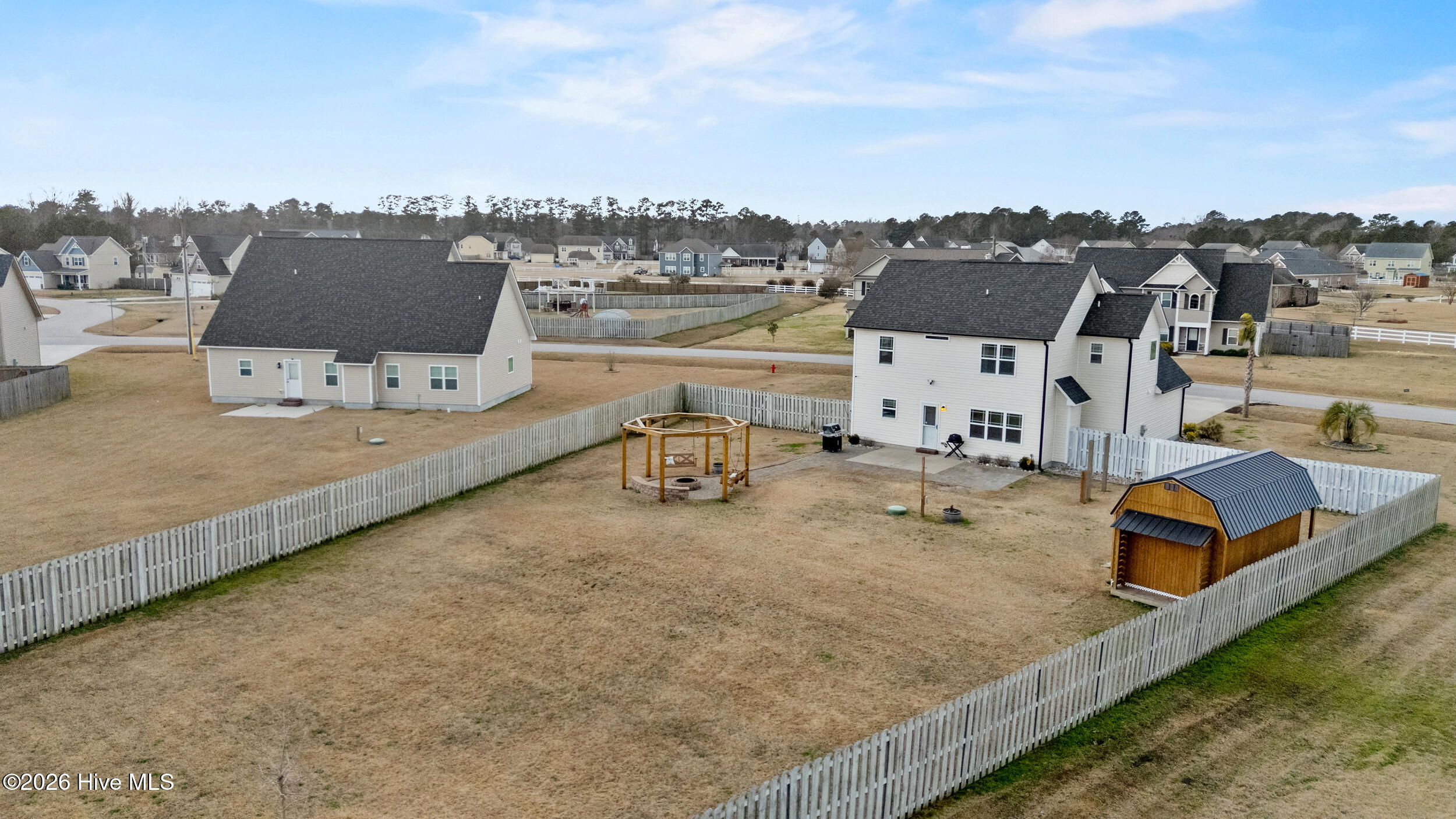 100556419 | Photo 50