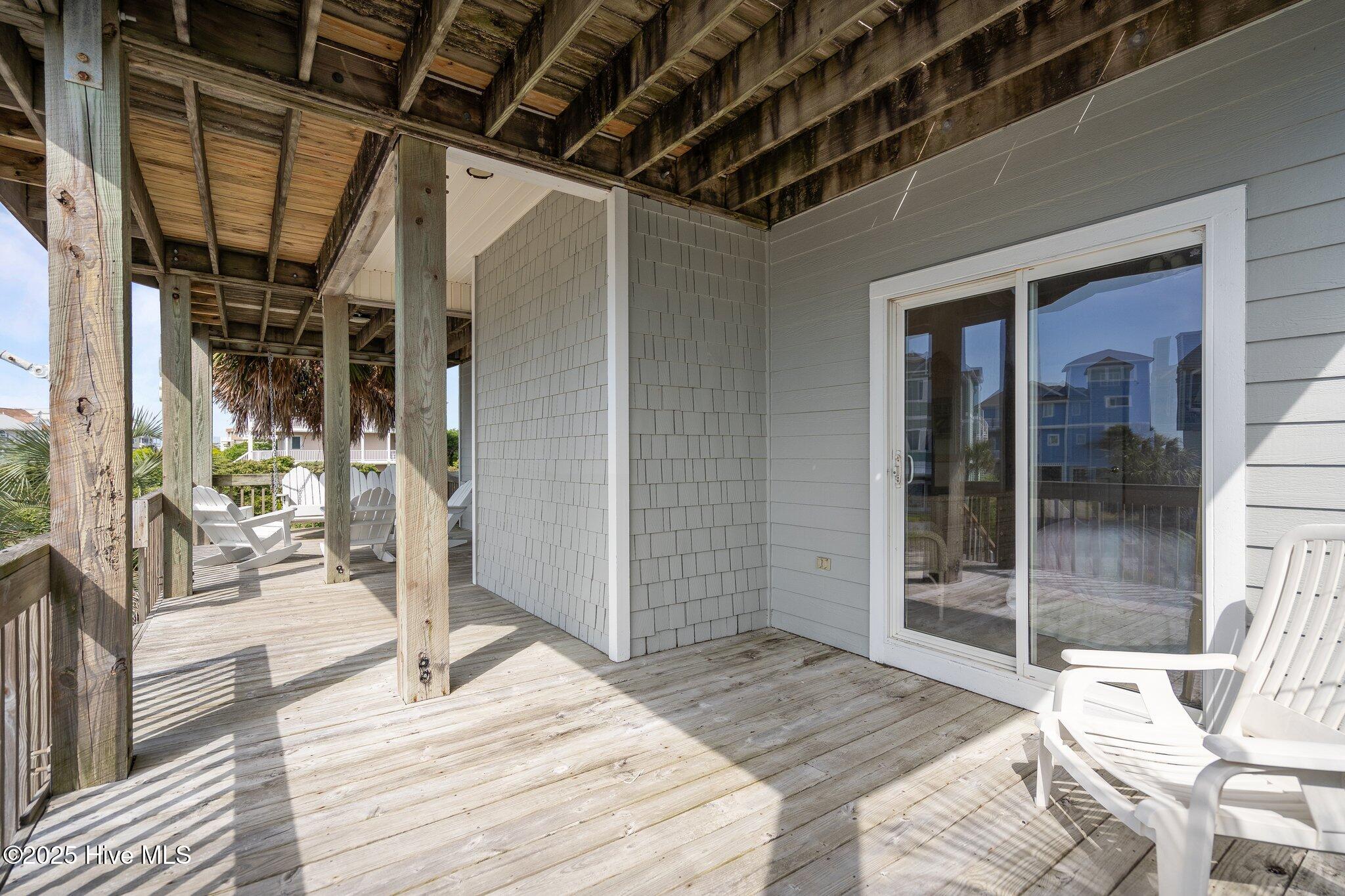 100506590 | Photo 54