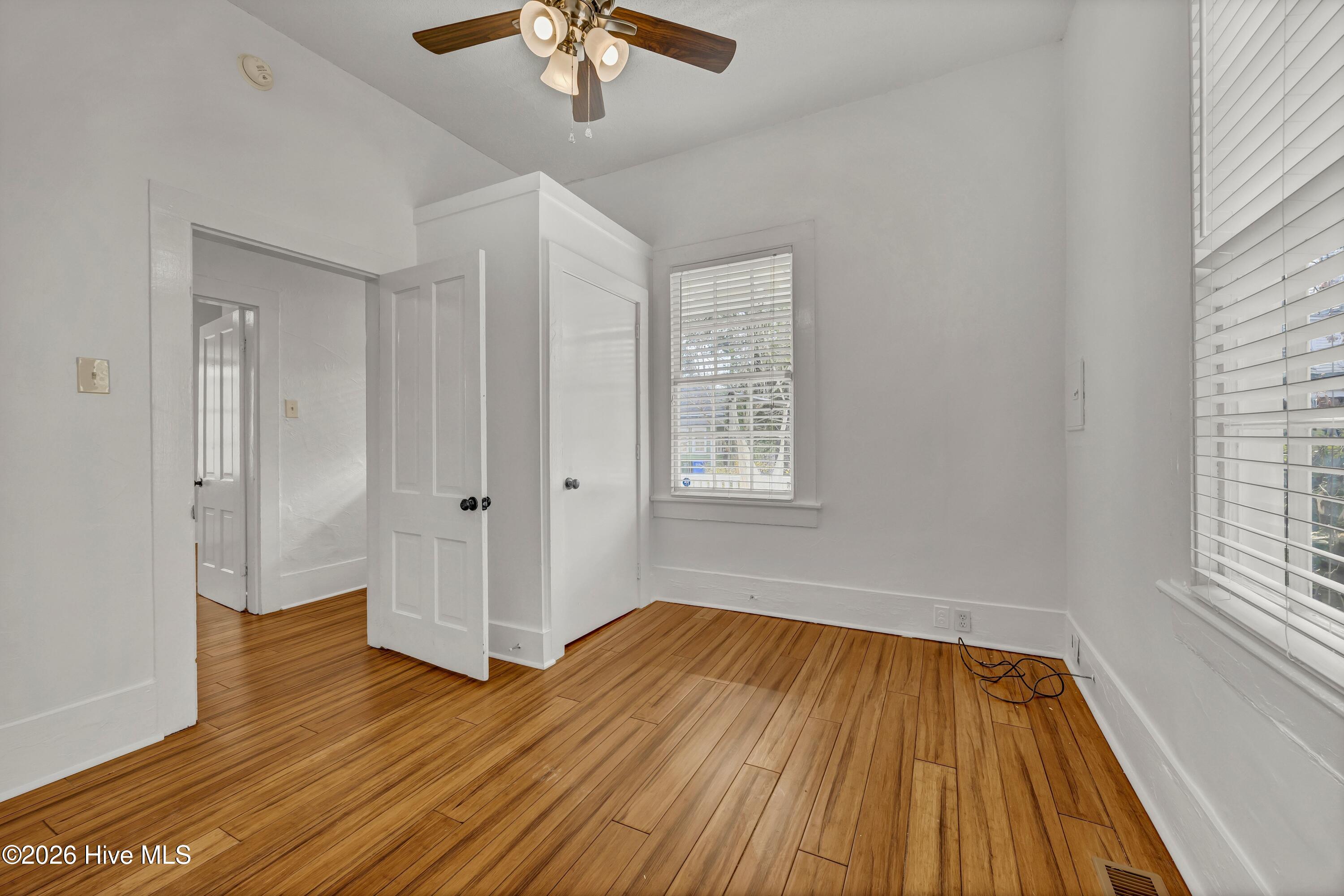 100556778 | Photo 20