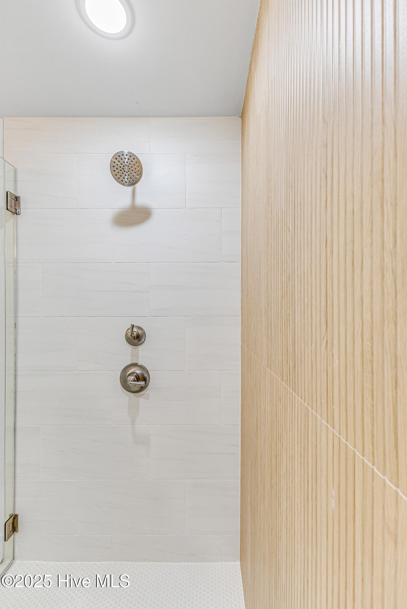 100534543 | Photo 32