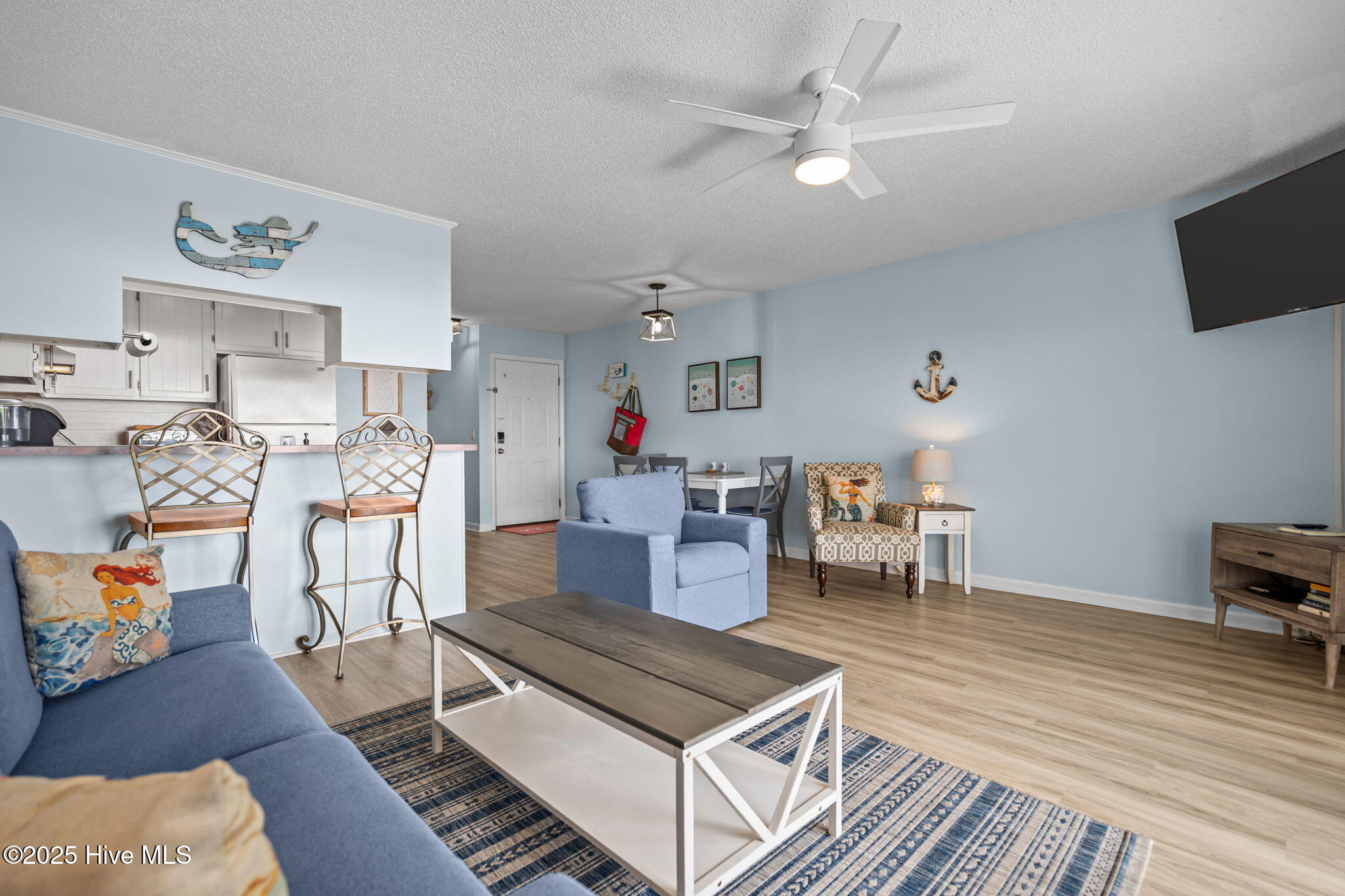 100528366 | Photo 20