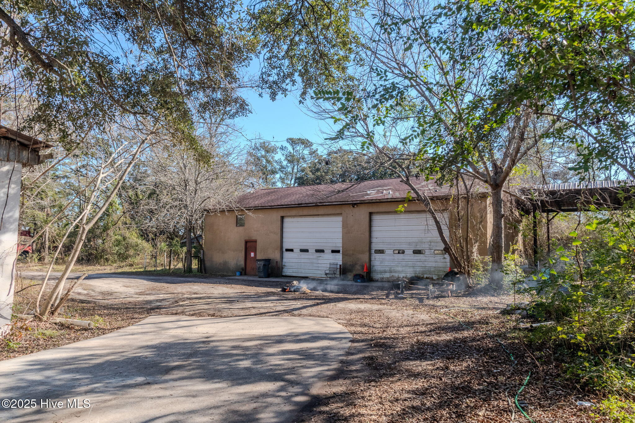 11-web-or-mls-122 Old Fayetteville Rd-11