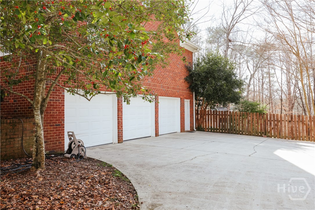 1450 Spartan Lane
