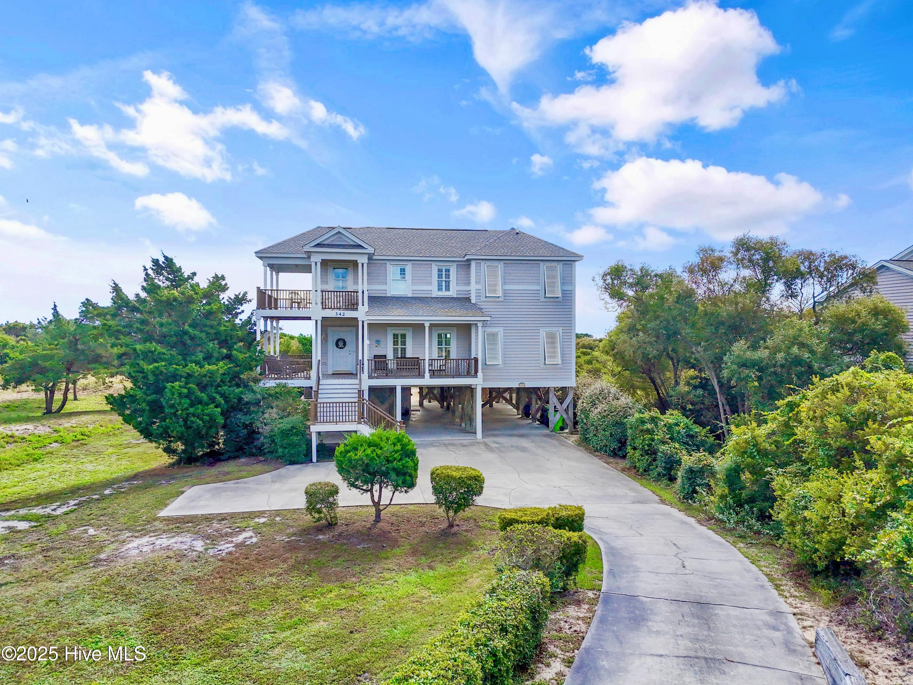 100536702 | Photo 39