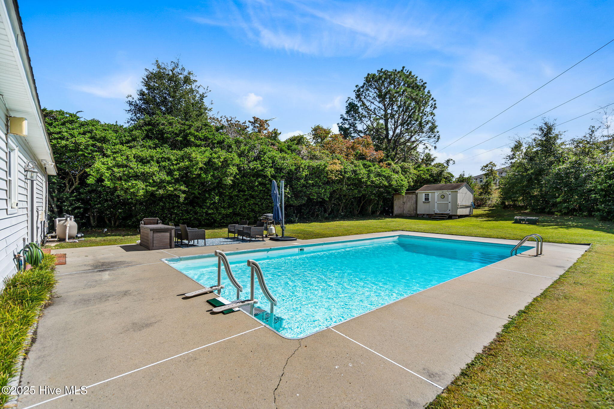 100551832 | Photo 39