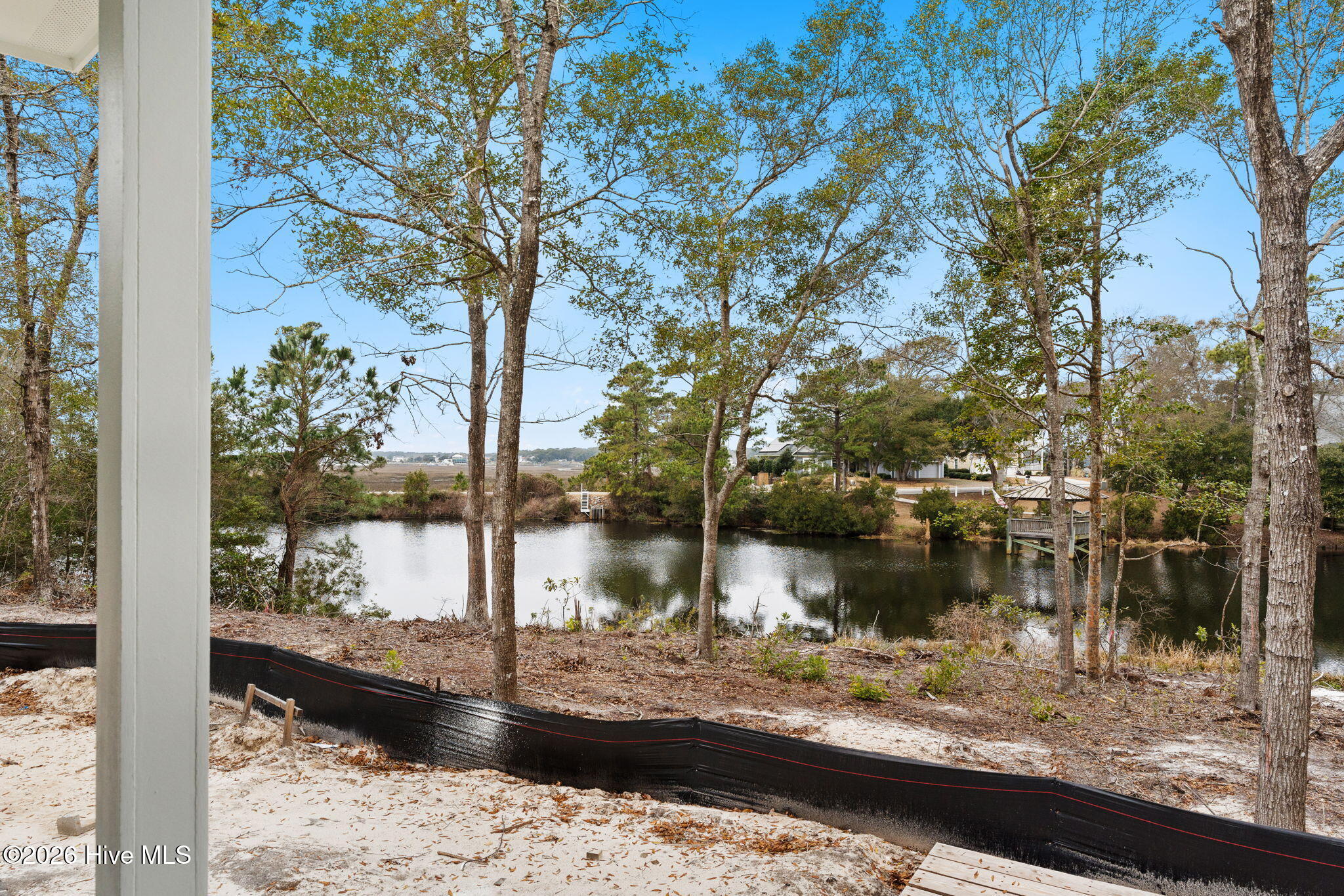 100557802 | Photo 22