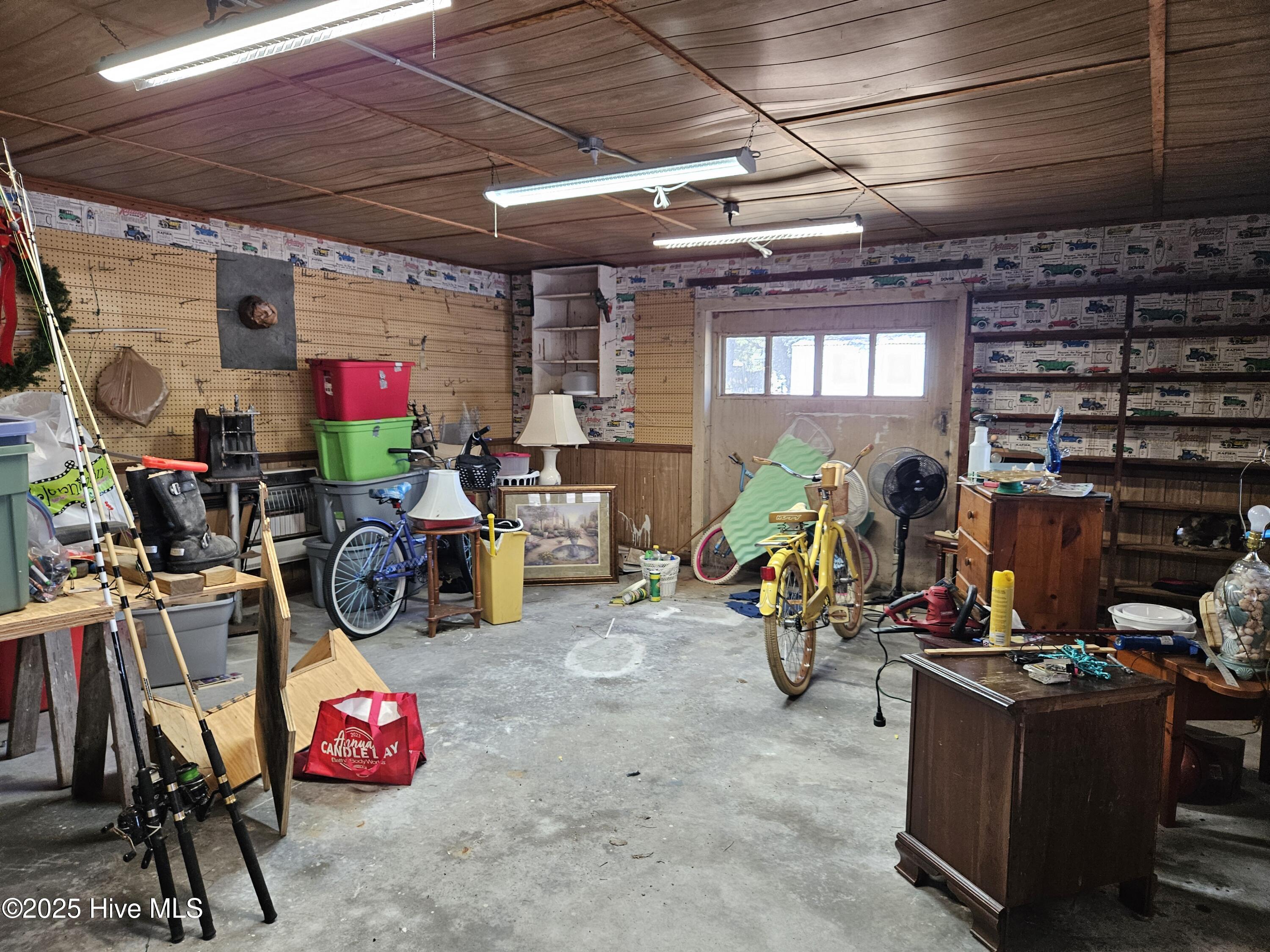 Homes for sale in Clinton, NC | 502 Raleigh Rd, Clinton, NC 28328 | MLS# 100536612