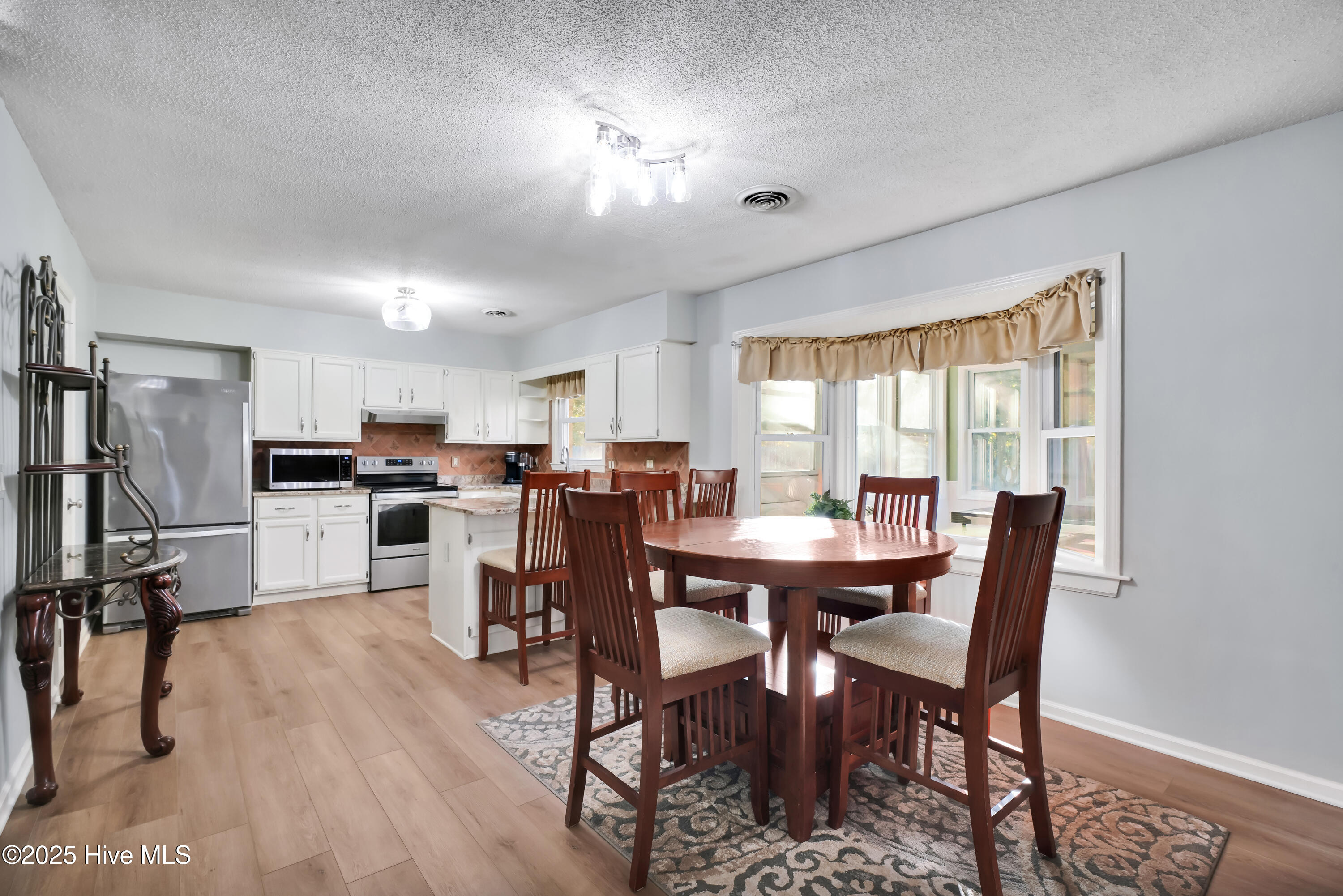 3615 Leaning Tree Court, Wilmington, NC 28405 – photo 5: 3615LeaningTreeCourt-4