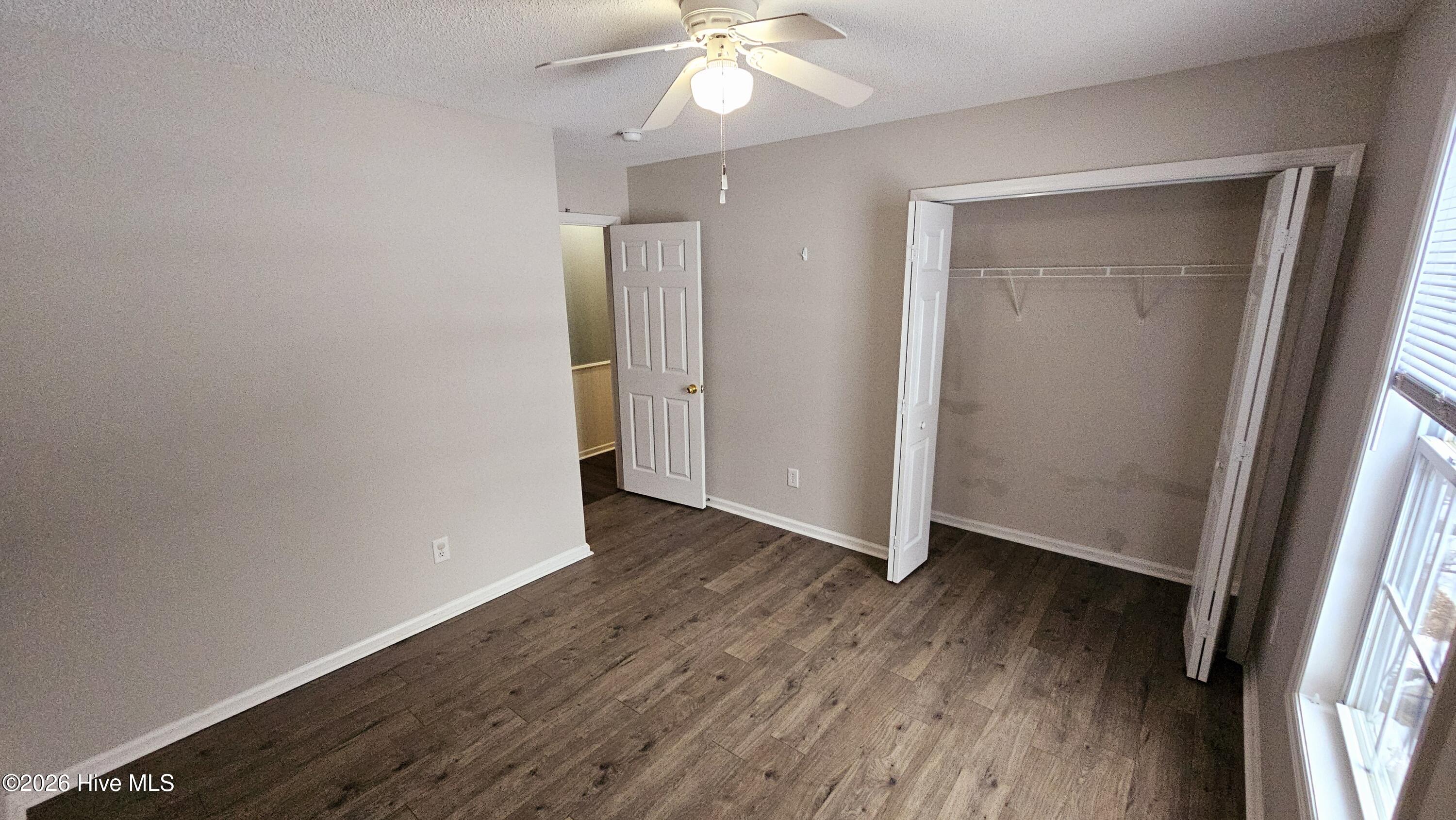 100565863 | Photo 15