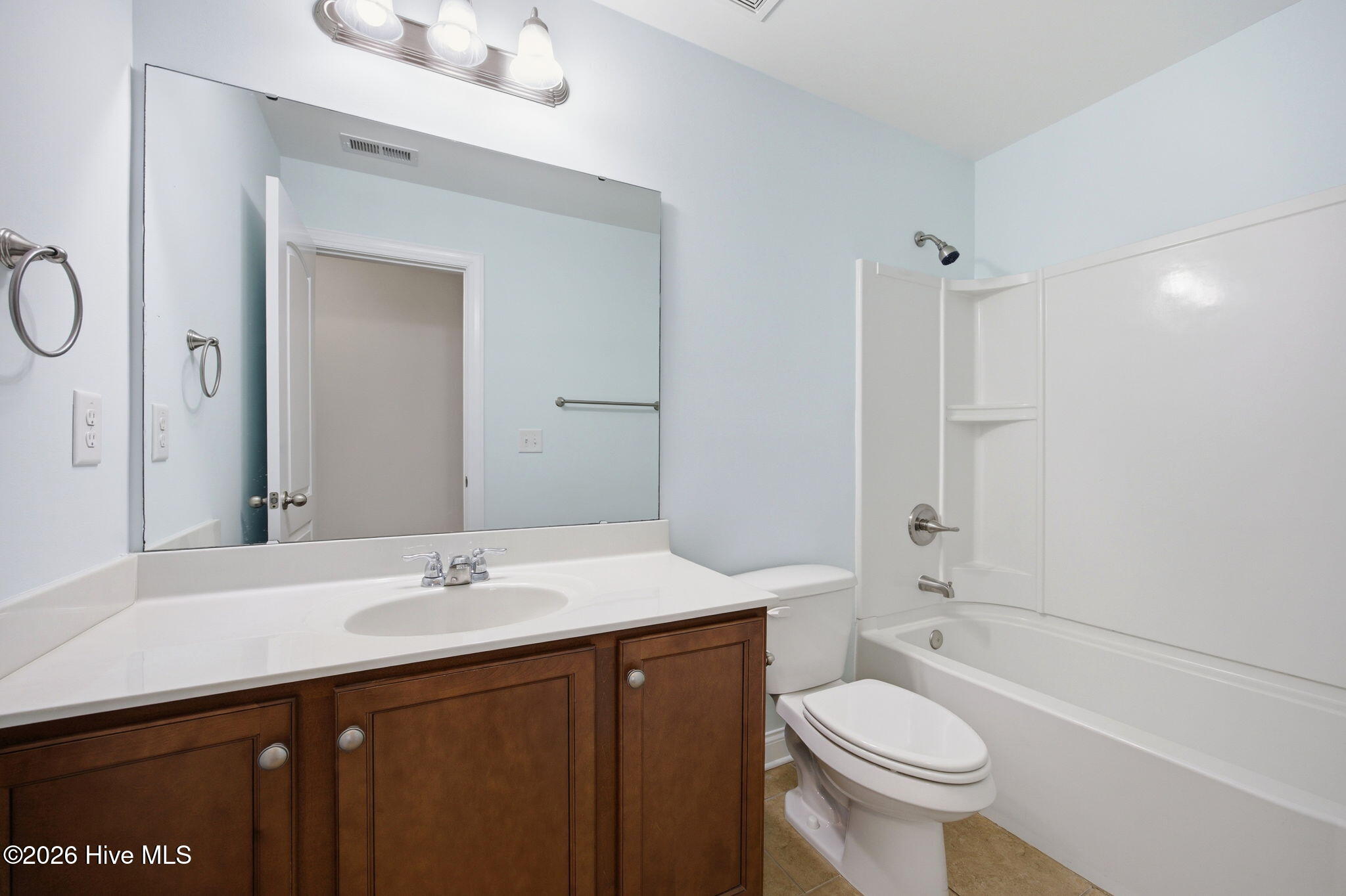 100569504 | Photo 30