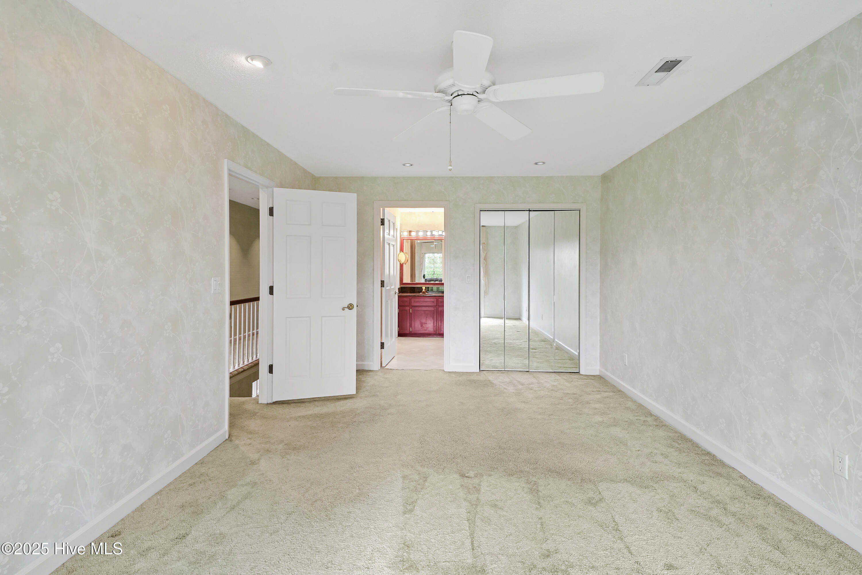 906RobertELeeDrive-35