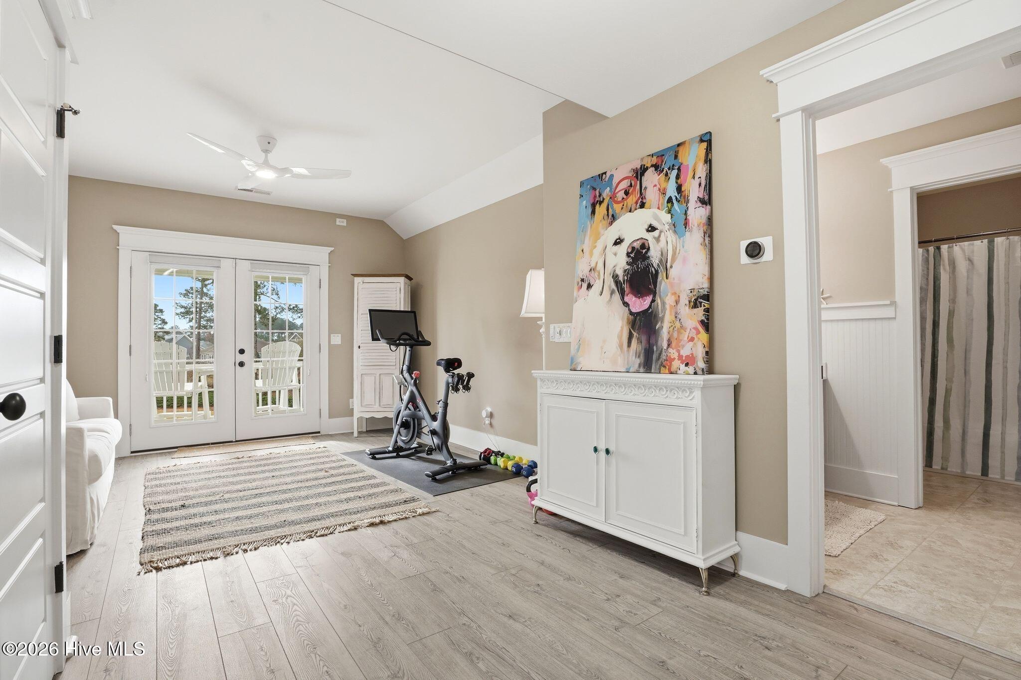 100559080 | Photo 49