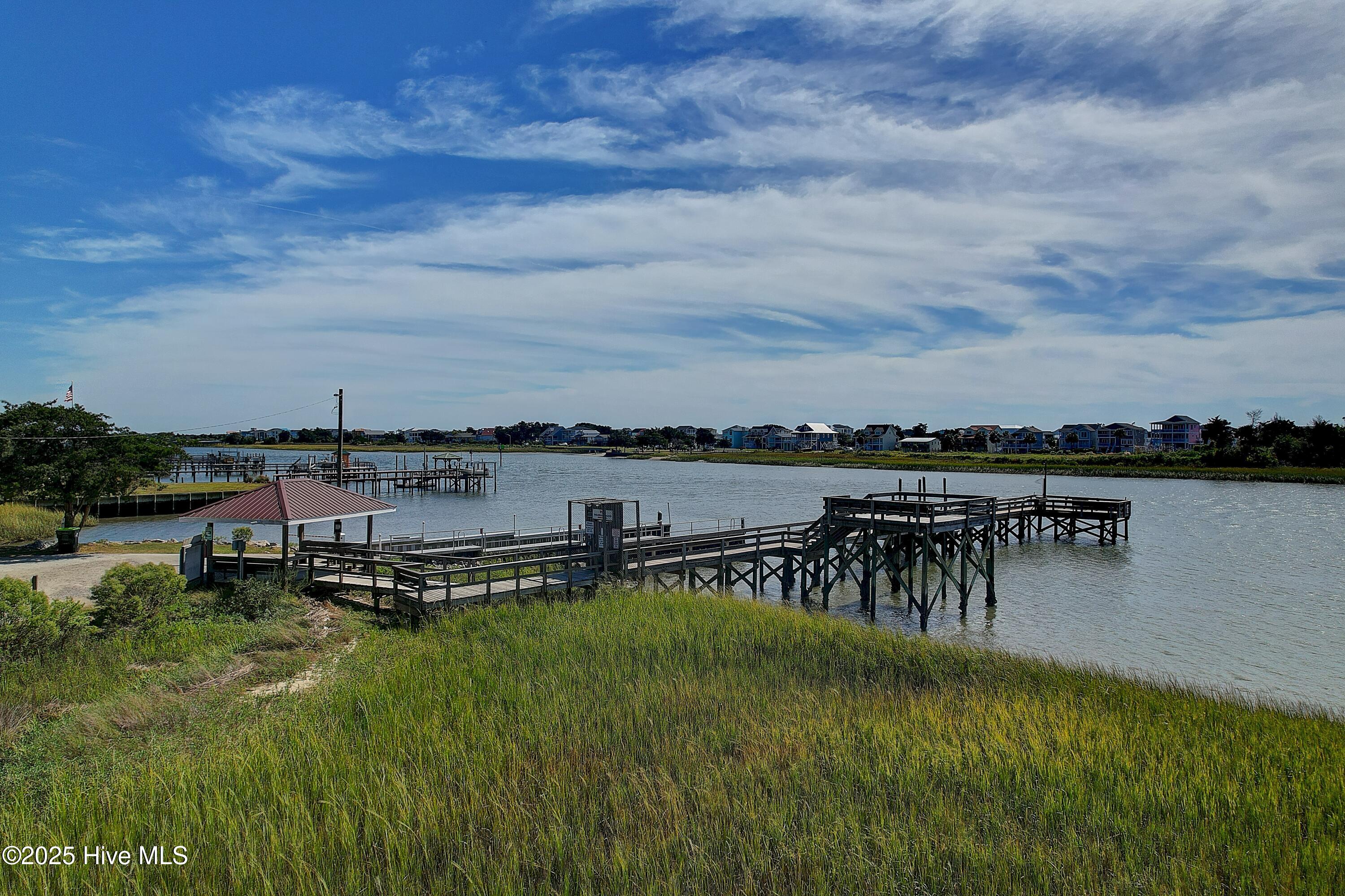 100539647 | Photo 44