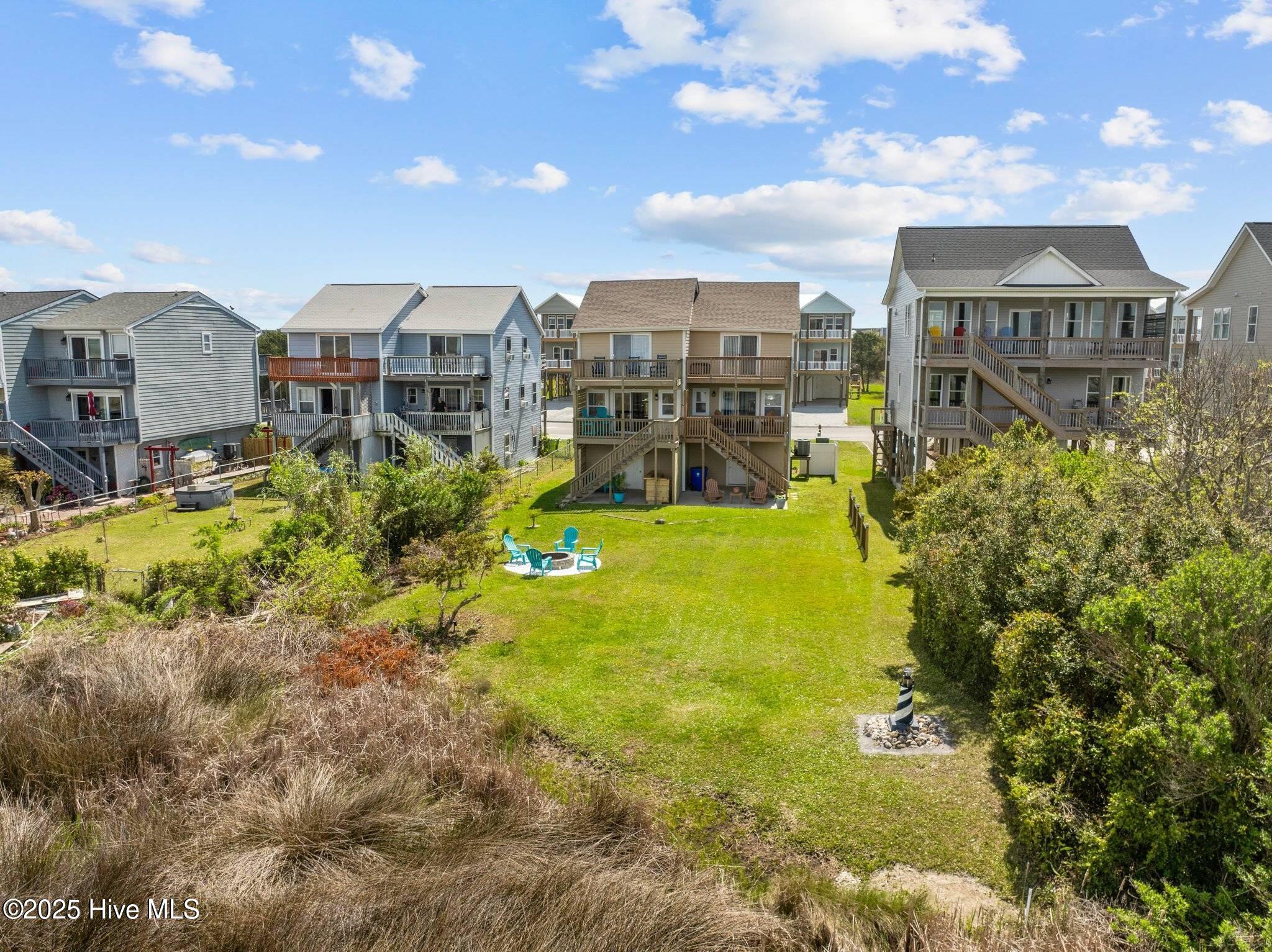 100540748 | Photo 38