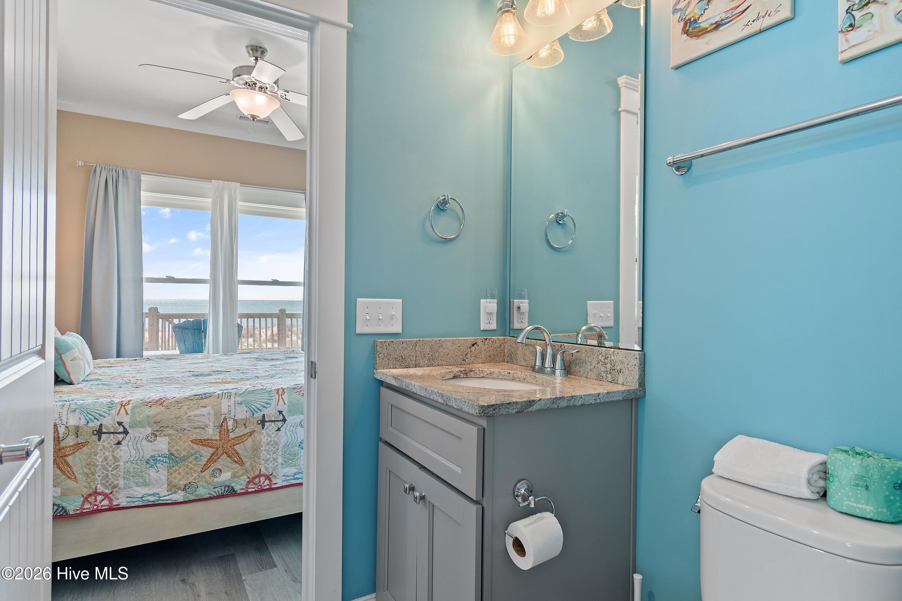 100557175 | Photo 25