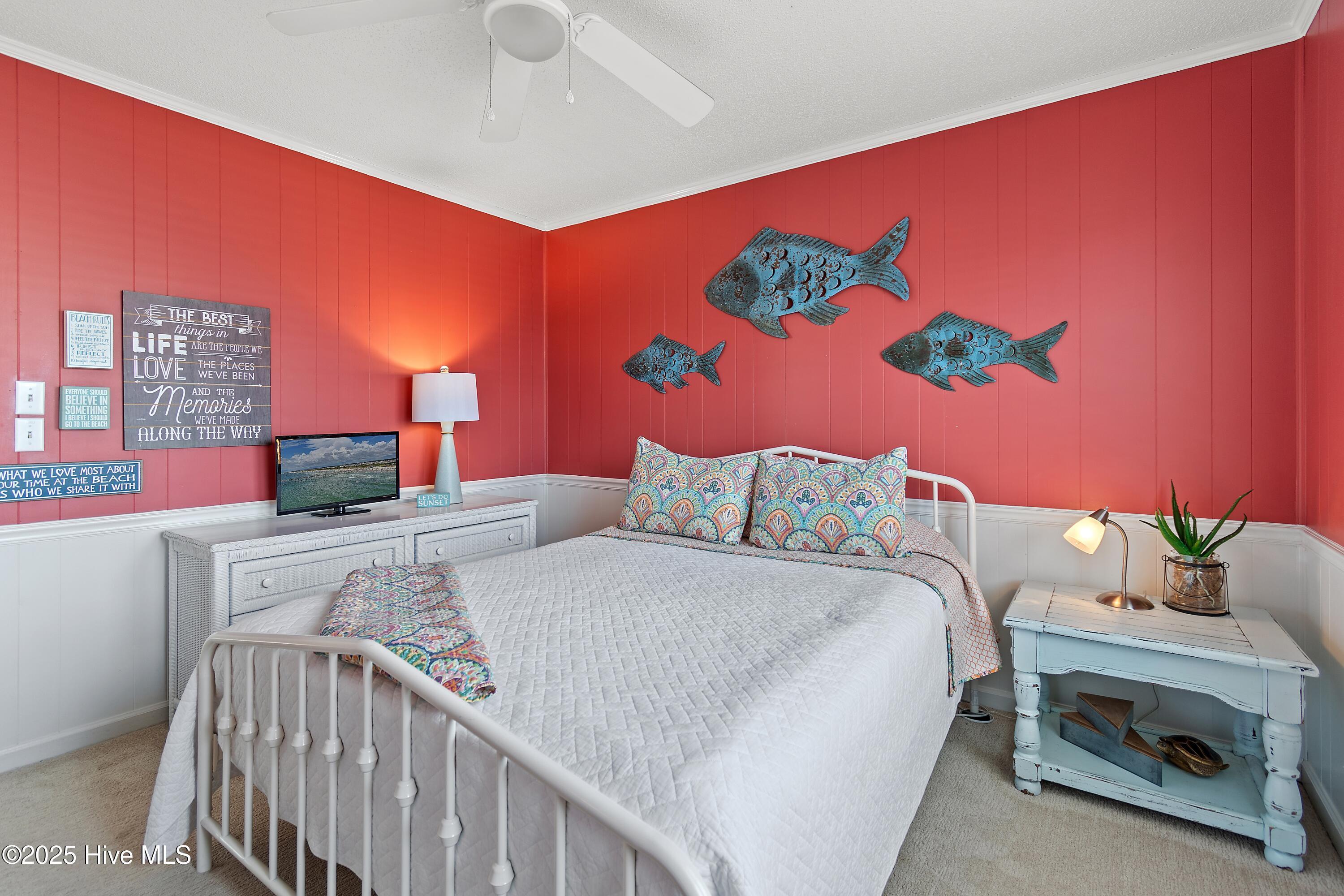 100520604 | Photo 40