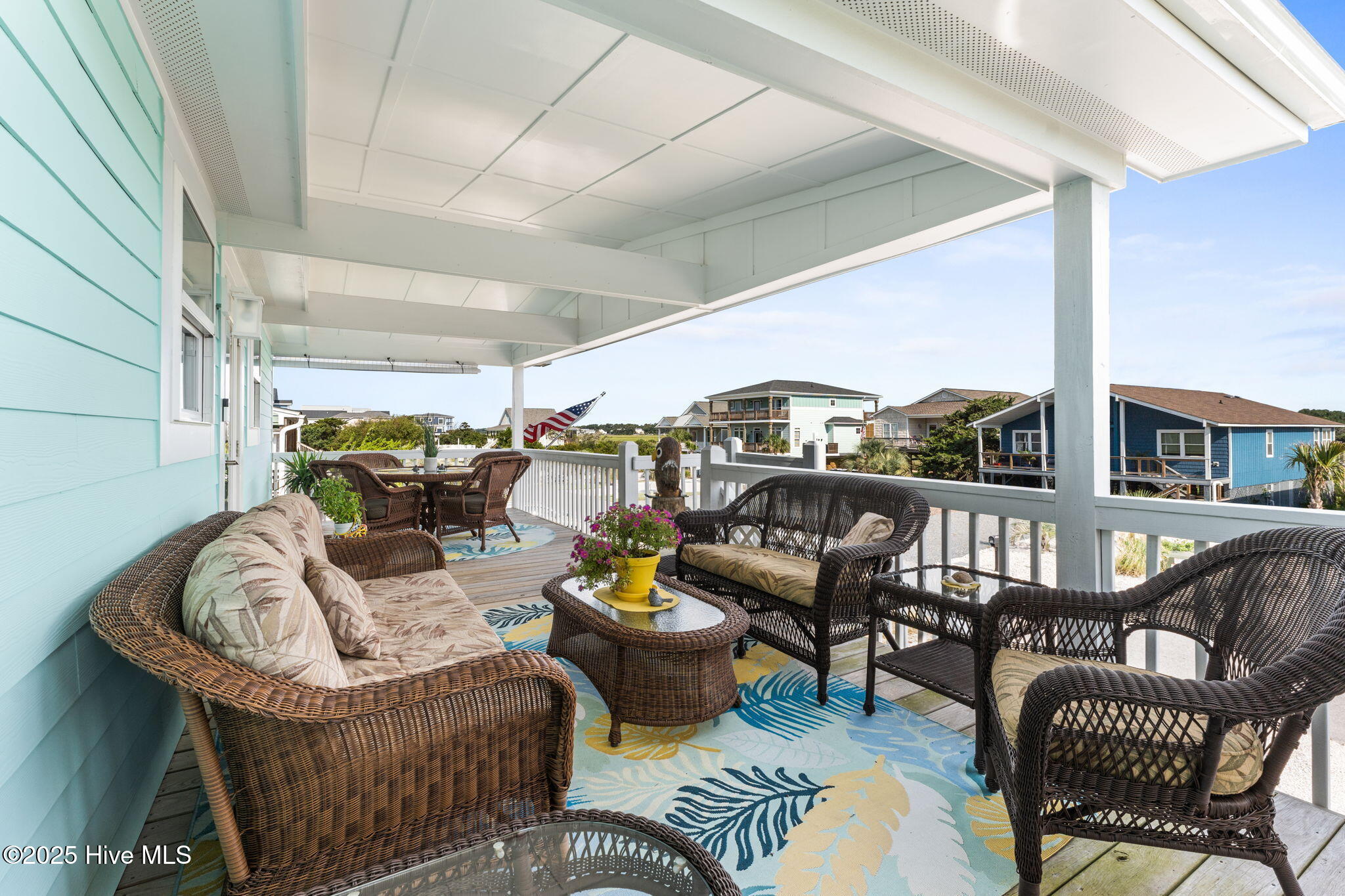 100527553 | Photo 15