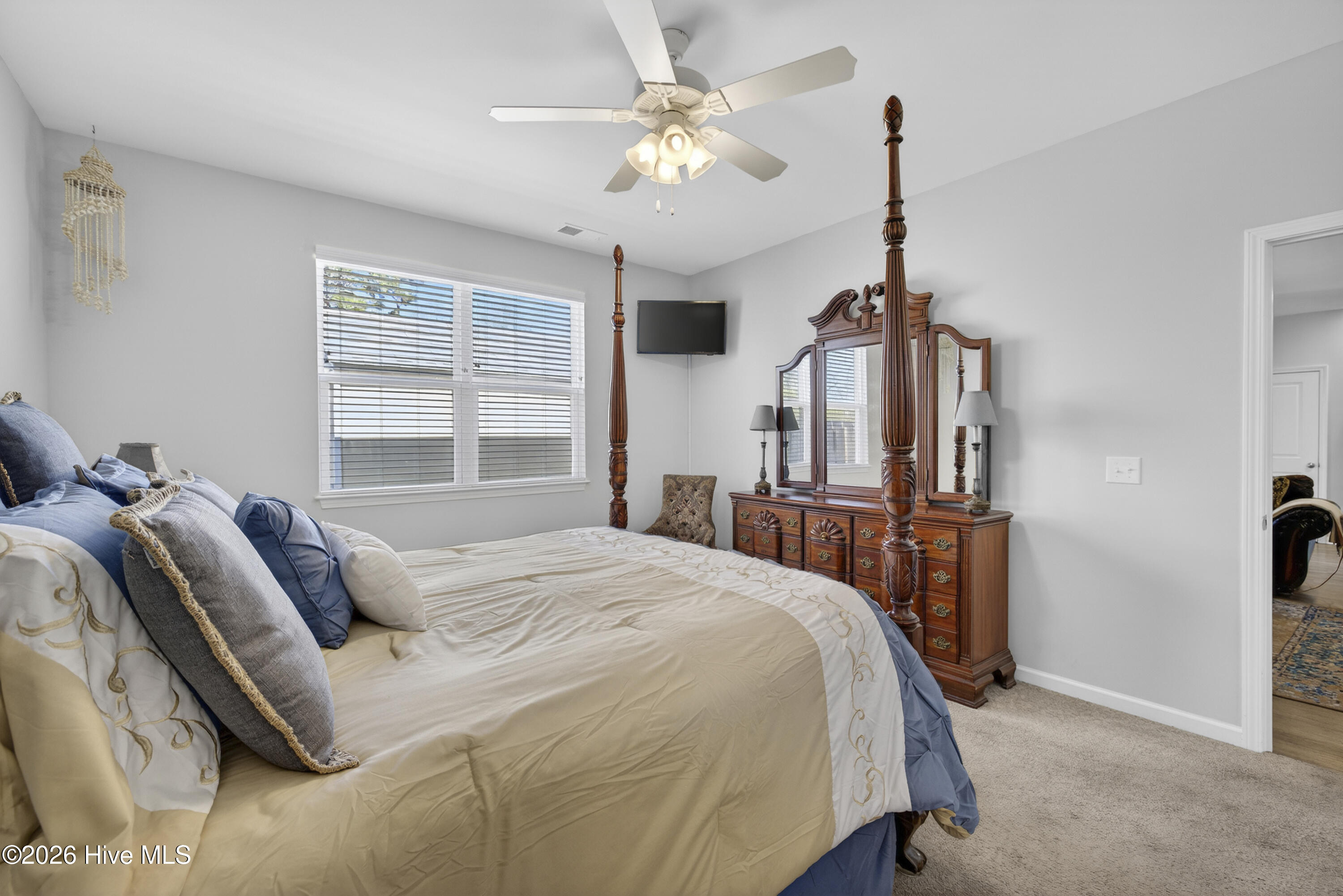 100560970 | Photo 27